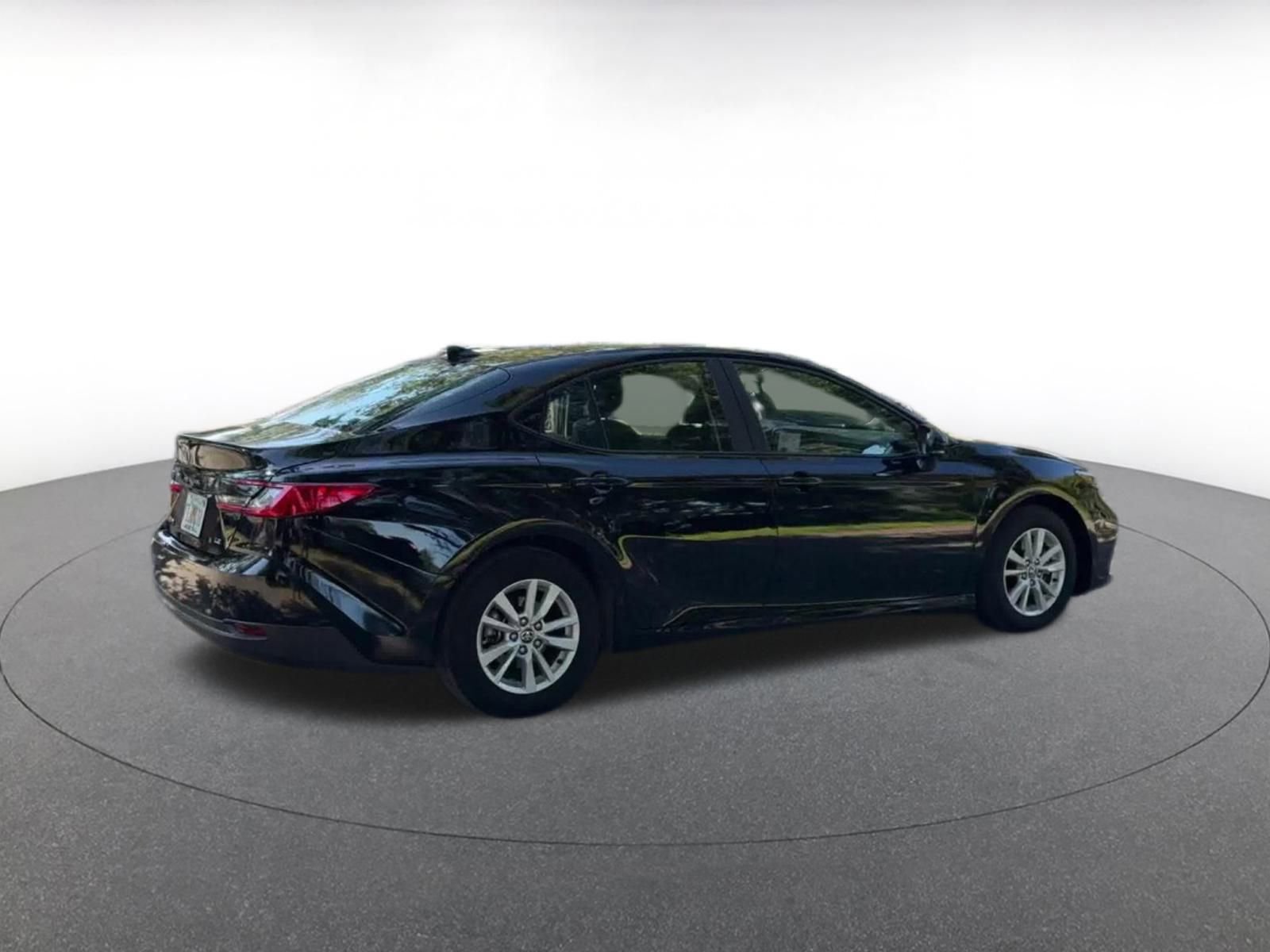 Thumbnail: 2025 Toyota Camry - 14