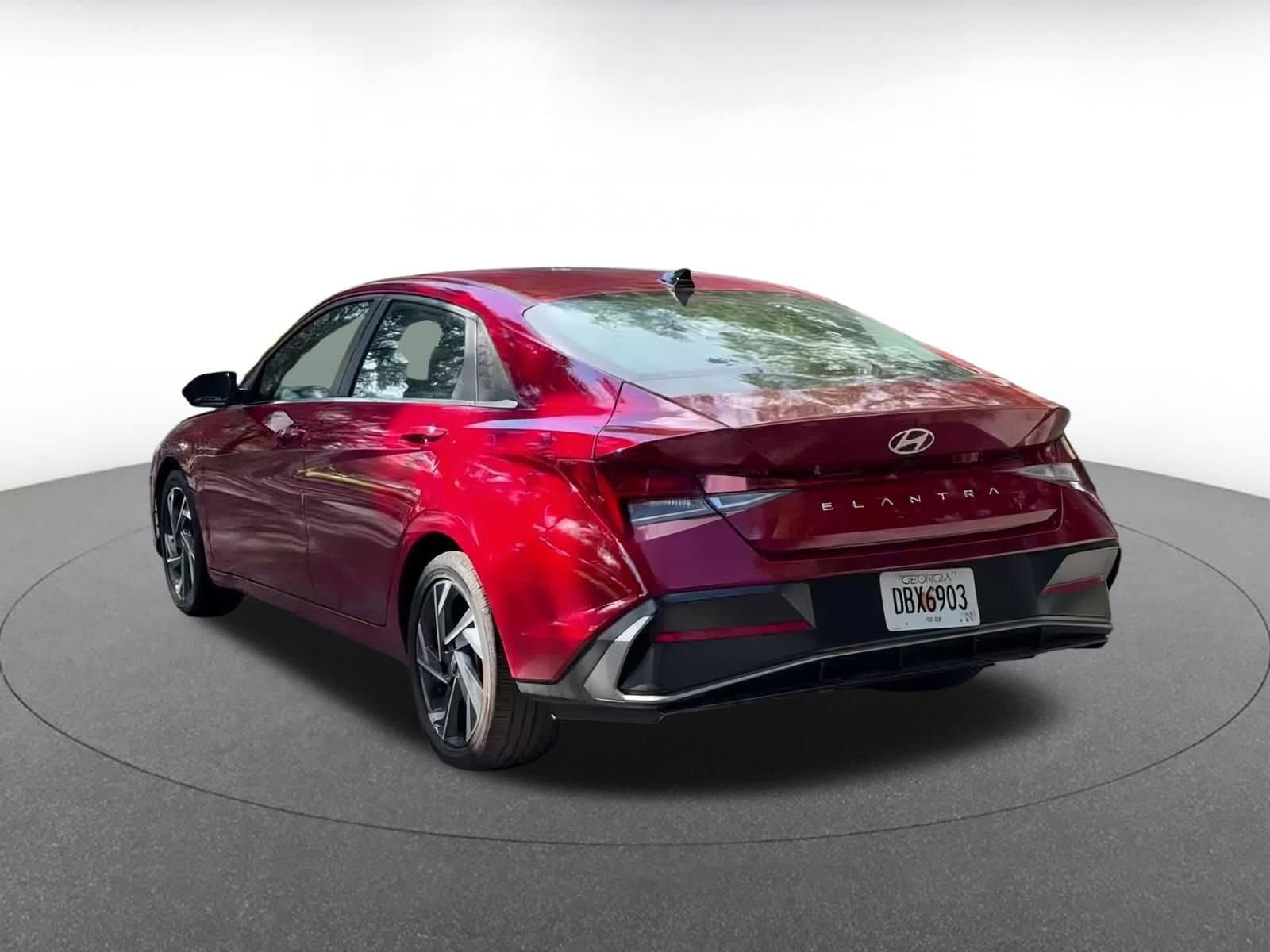 Thumbnail: 2025 Hyundai Elantra - 11