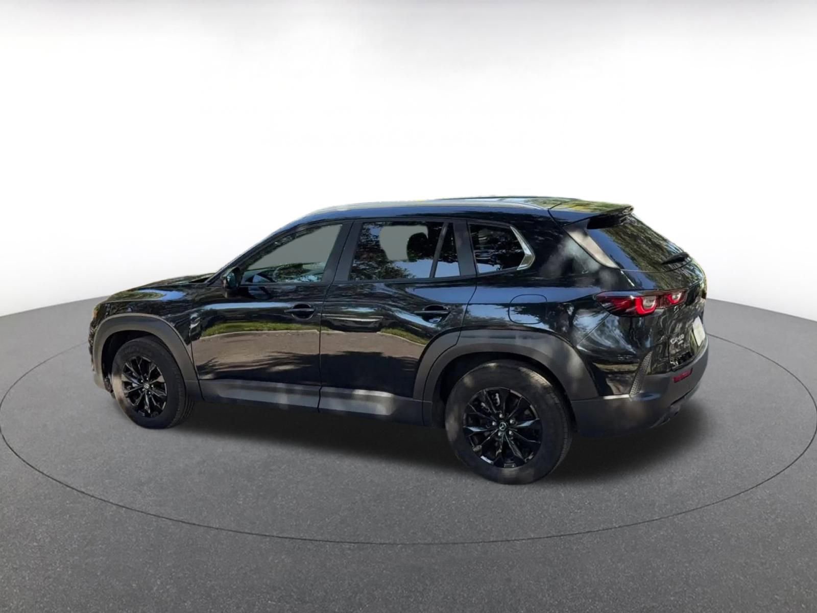 Thumbnail: 2025 Mazda CX-50 - 10