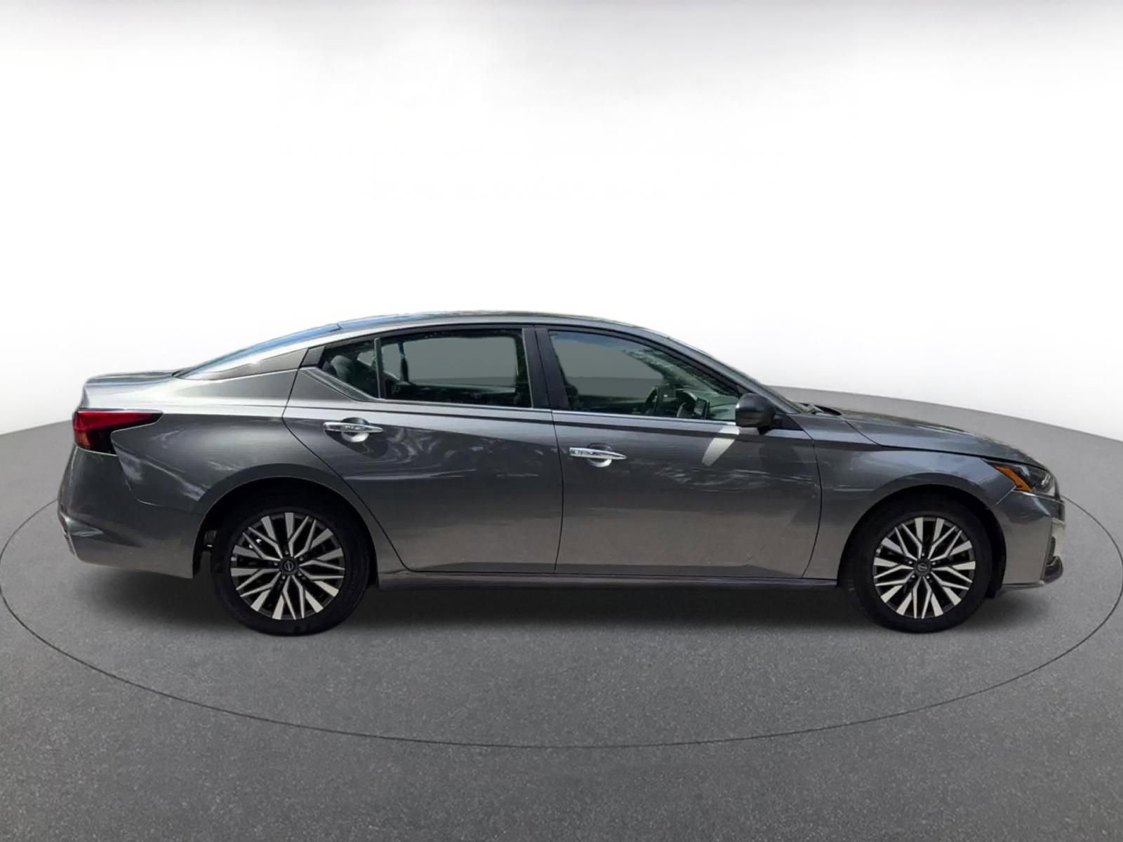 Thumbnail: 2025 Nissan Altima - 16
