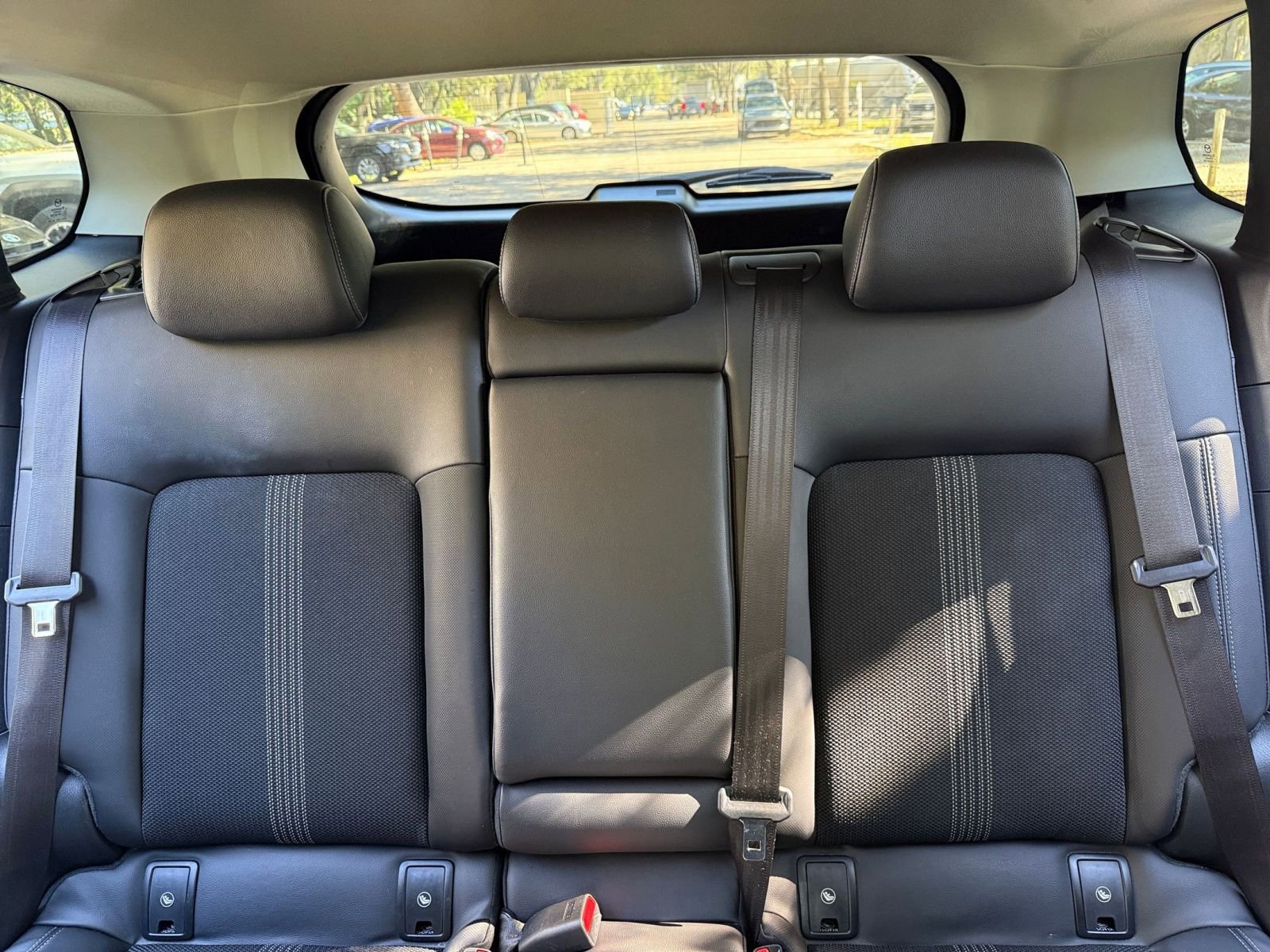 Thumbnail: 2025 Mazda CX-50 - 31