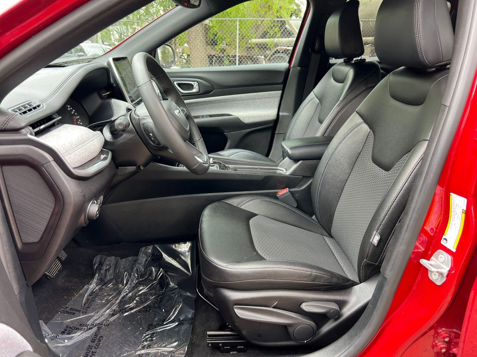 Thumbnail: 2025 Jeep Compass - 23