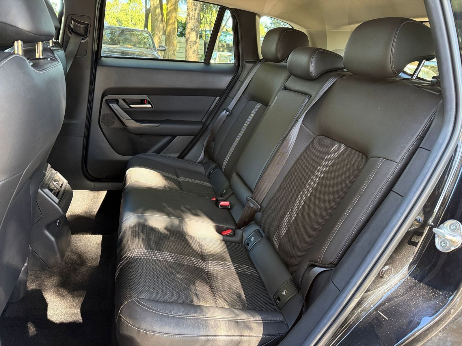 Thumbnail: 2025 Mazda CX-50 - 33