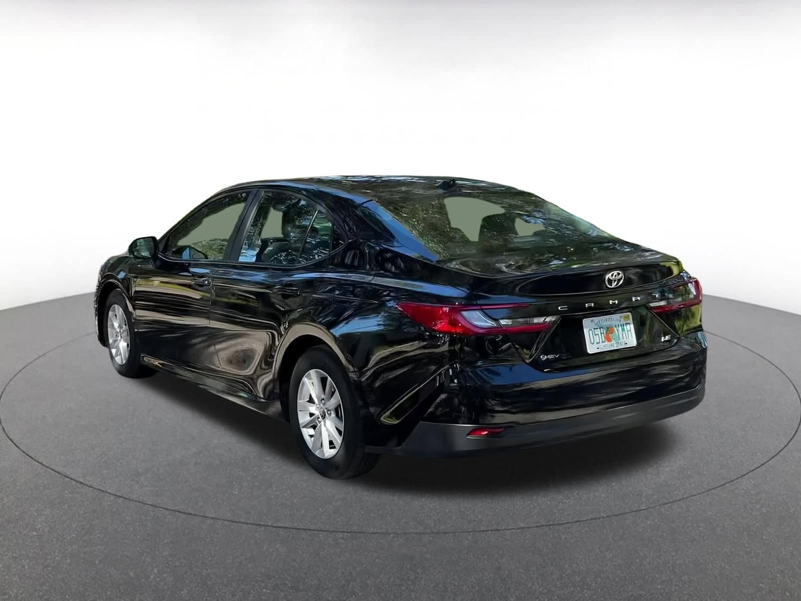 Thumbnail: 2025 Toyota Camry - 10