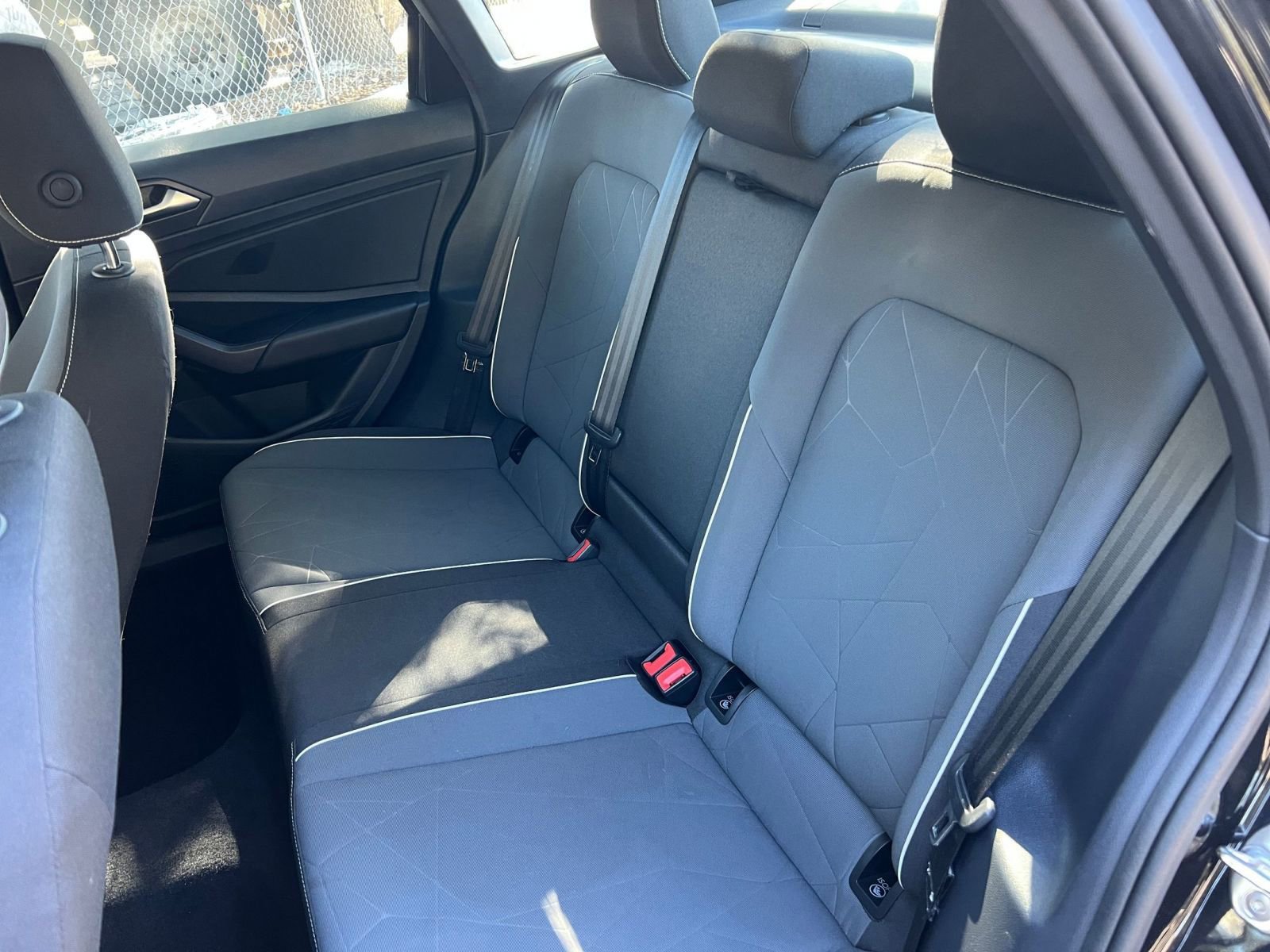 Thumbnail: 2025 Volkswagen Jetta - 31