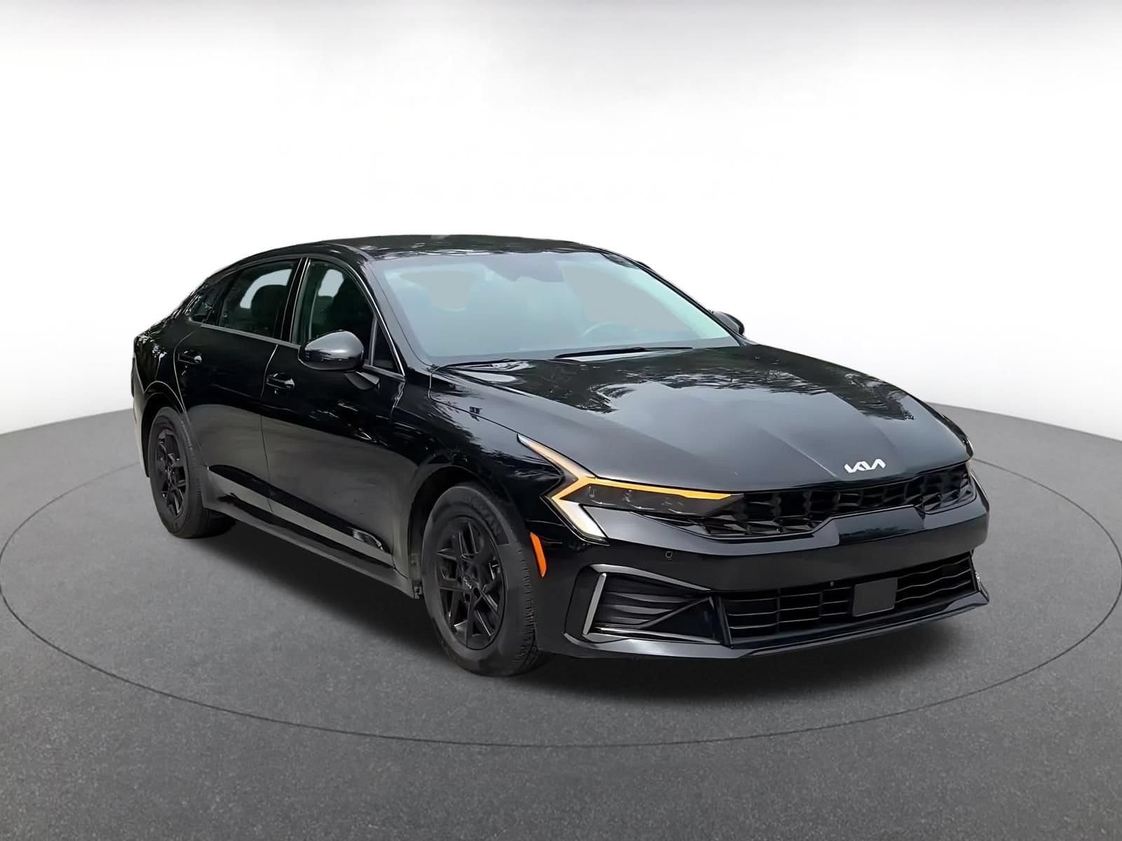 Thumbnail: 2025 Kia K5 - 3