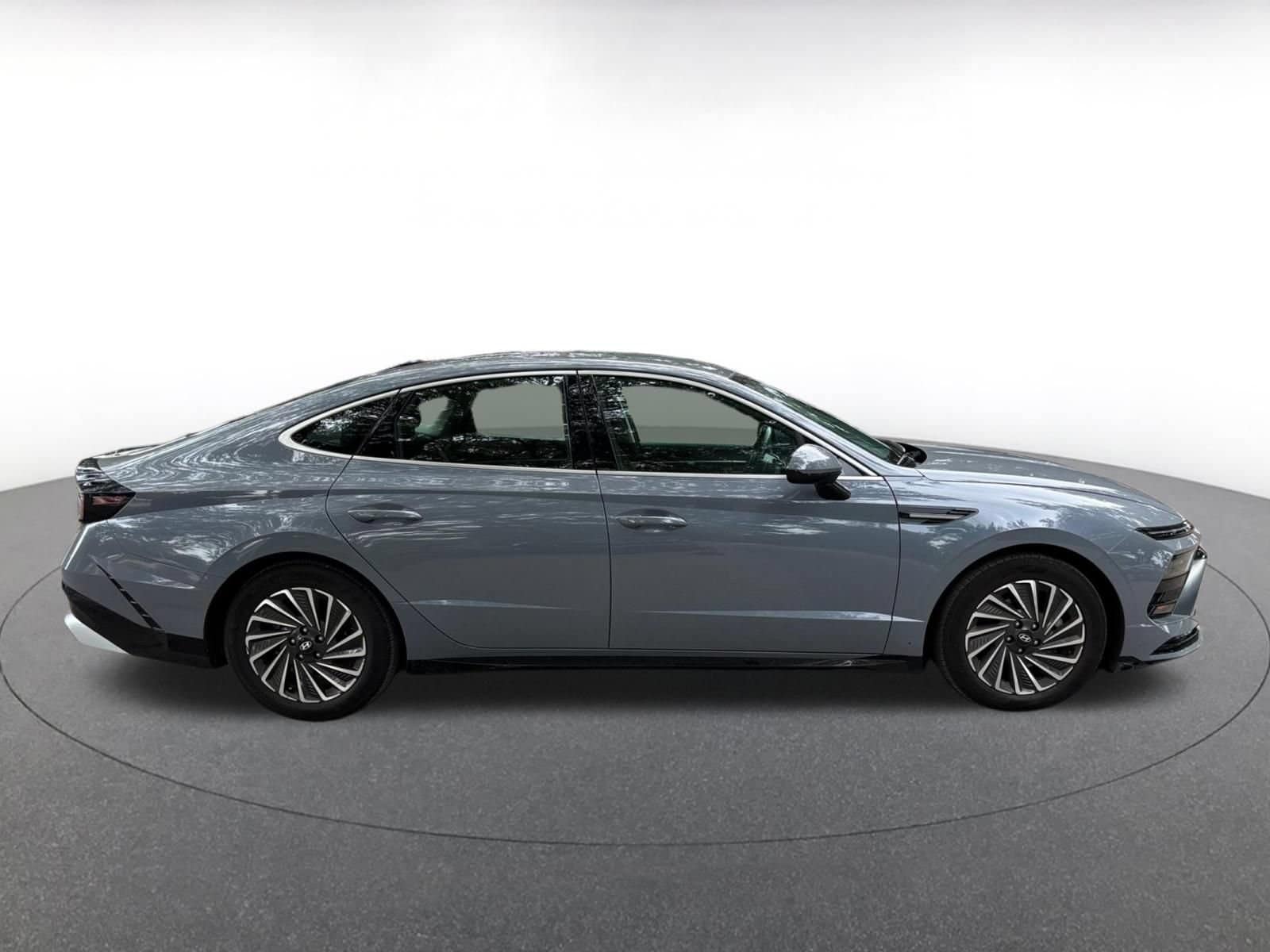 Thumbnail: 2025 Hyundai Sonata - 14