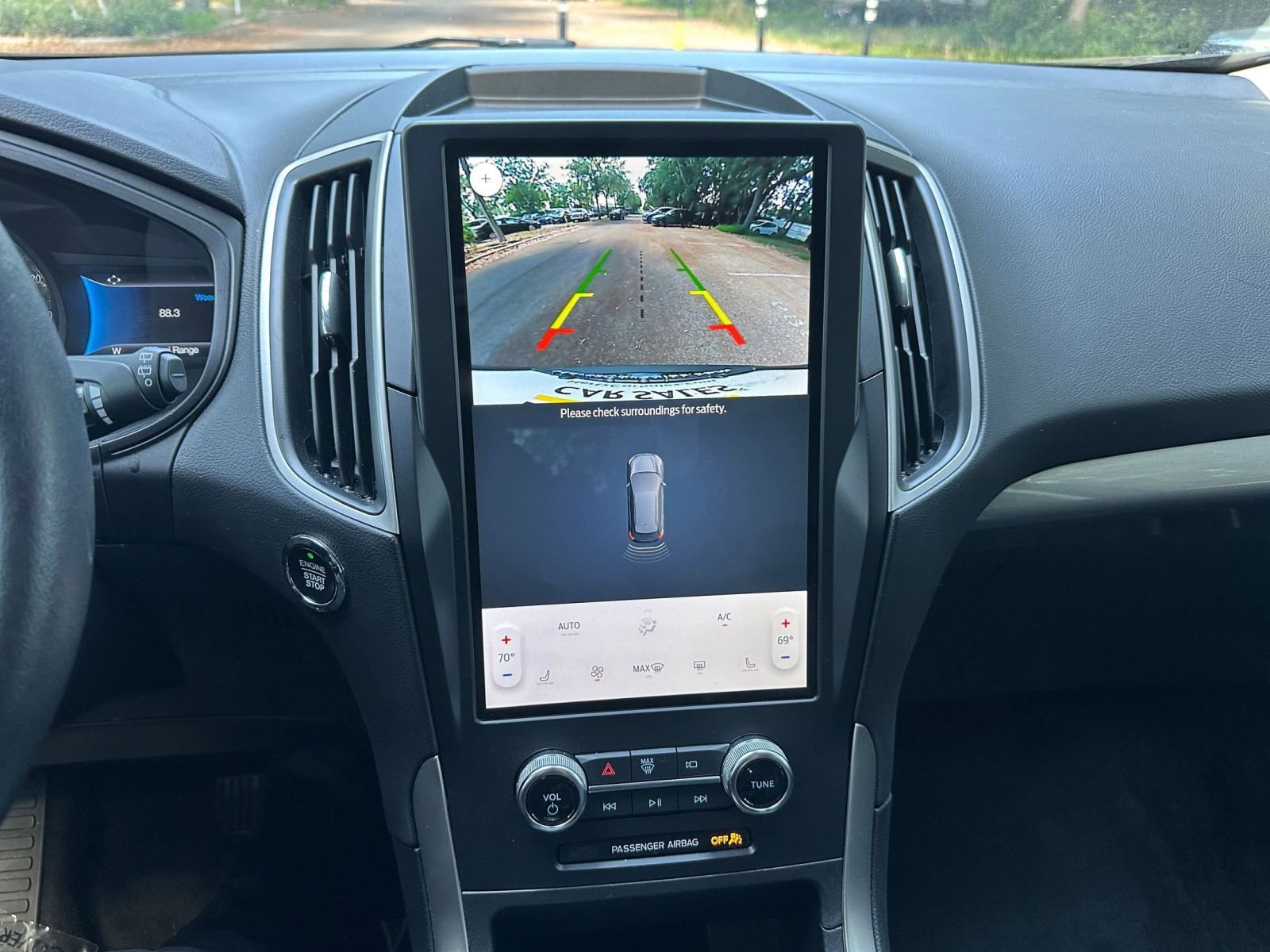 Thumbnail: 2024 Ford Edge - 17