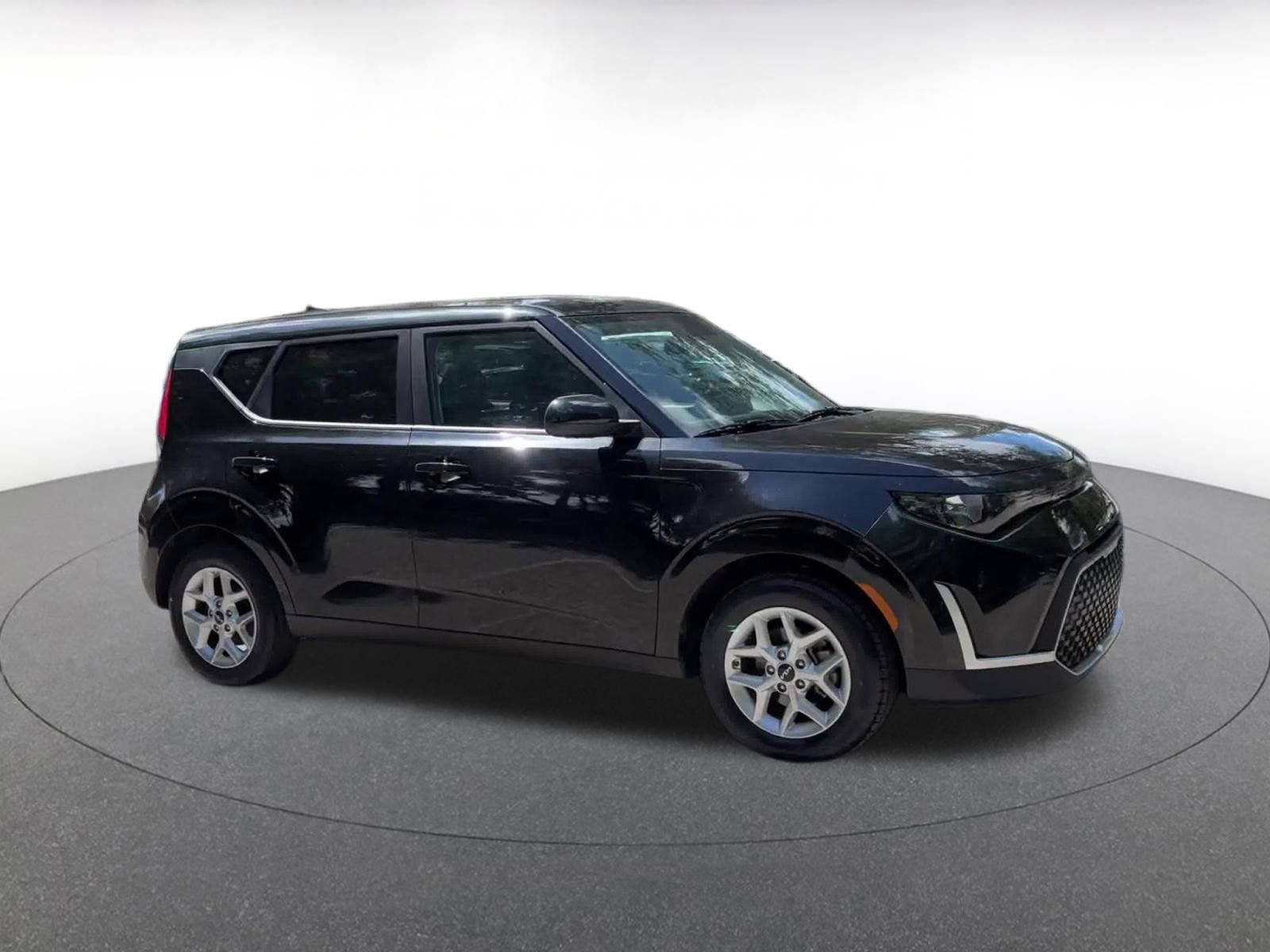 Thumbnail: 2025 Kia Soul - 2