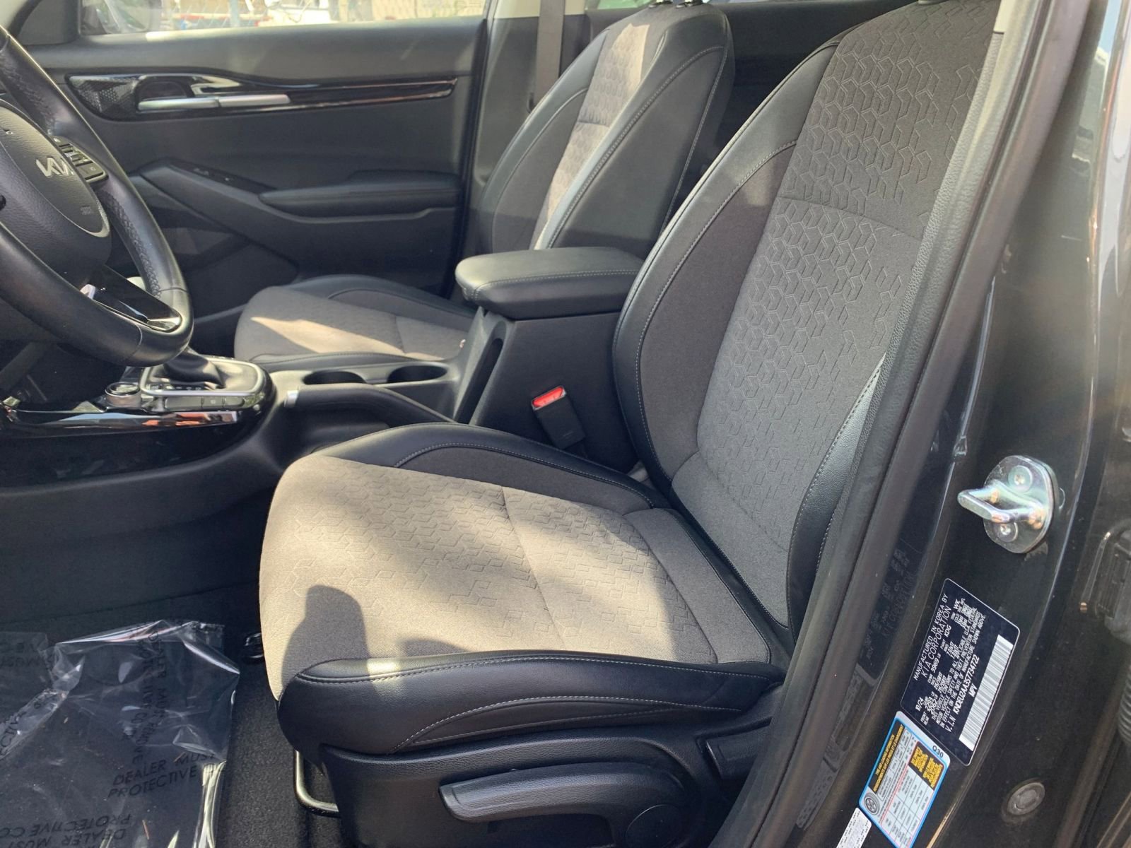 Thumbnail: 2025 Kia Seltos - 27