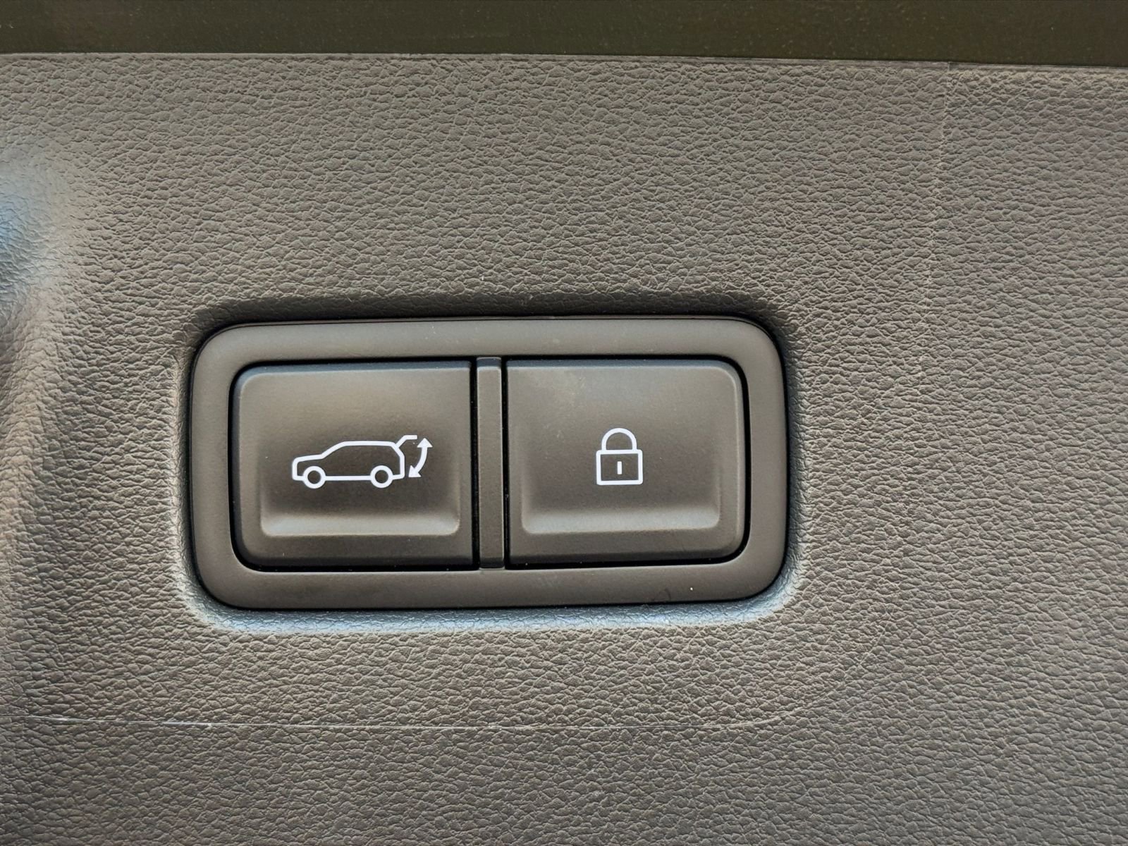 Thumbnail: 2025 Hyundai Santa Fe - 20