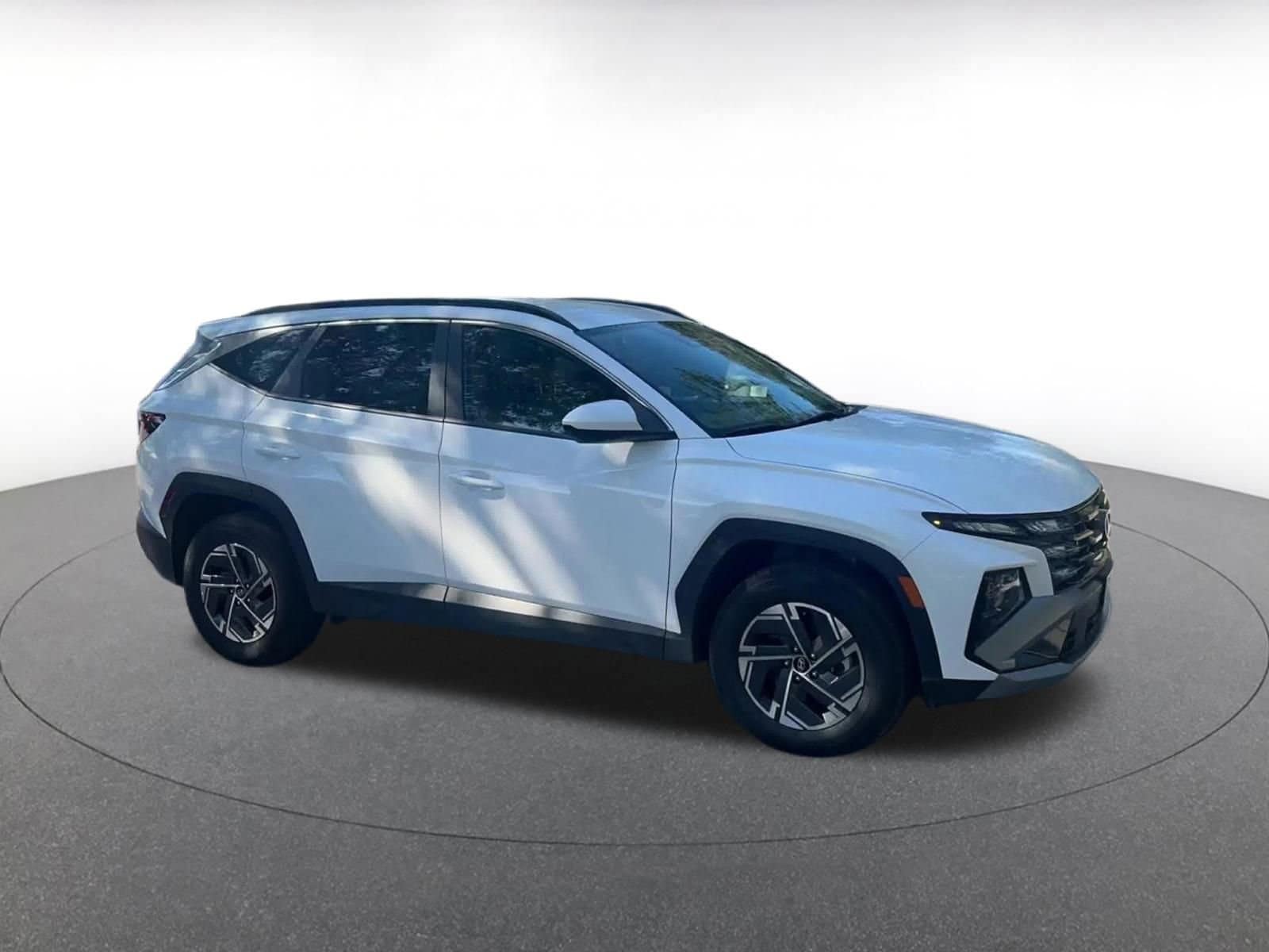 Thumbnail: 2025 Hyundai Tucson - 2