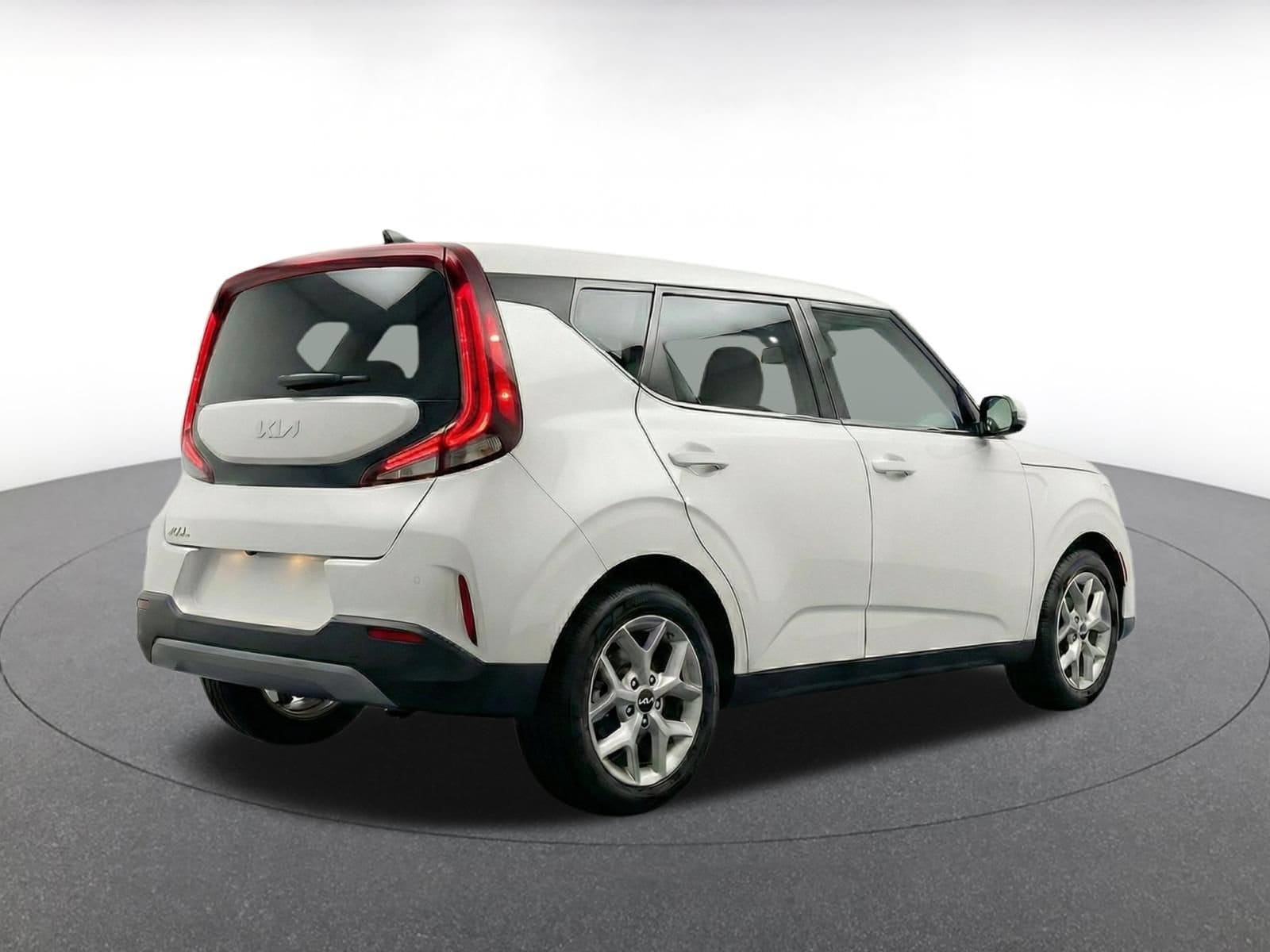 Thumbnail: 2025 Kia Soul - 9