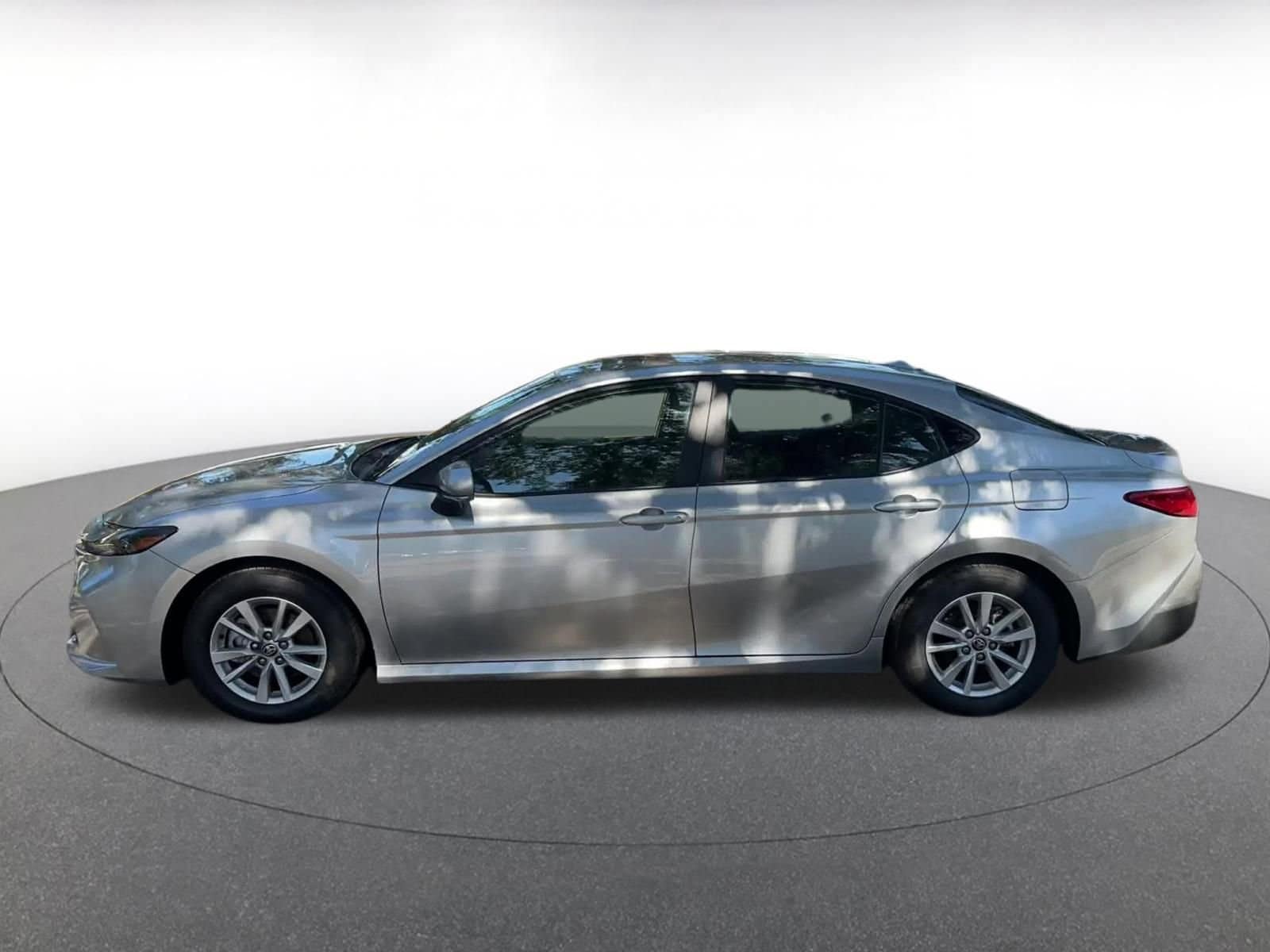 Thumbnail: 2025 Toyota Camry - 9