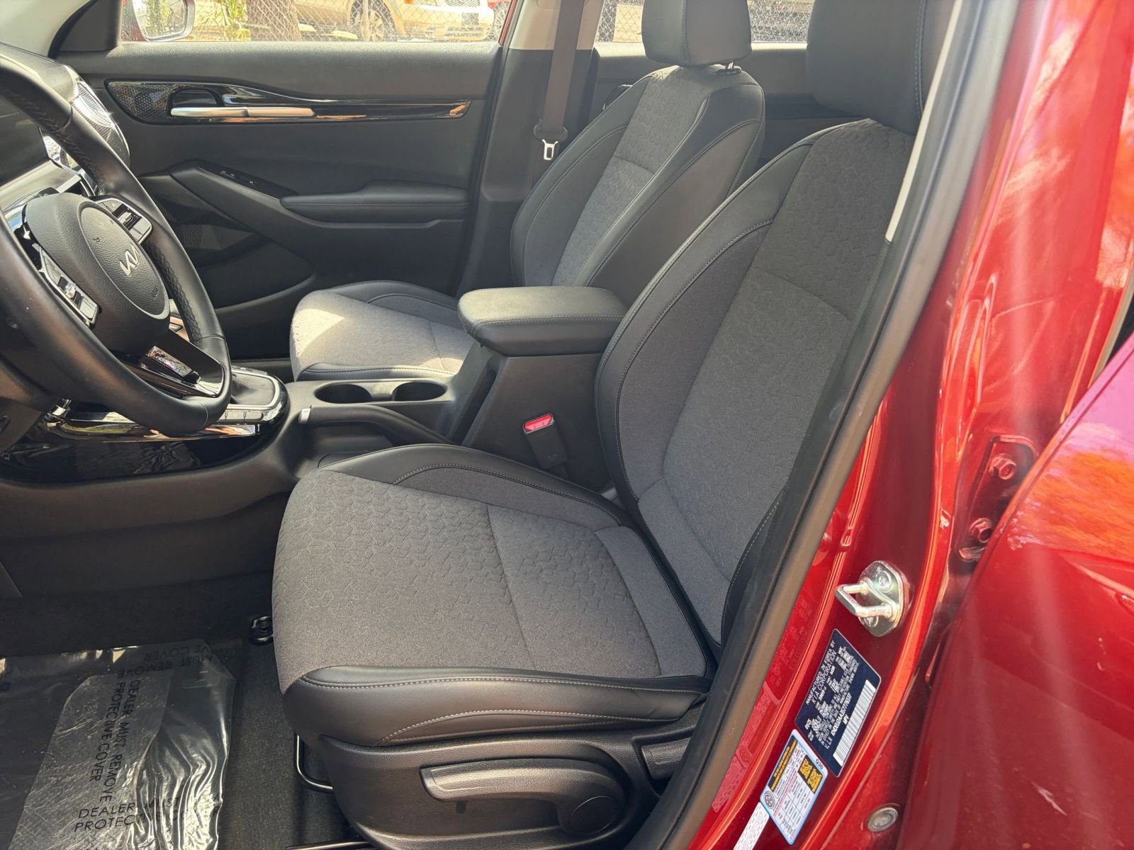 Thumbnail: 2025 Kia Seltos - 24