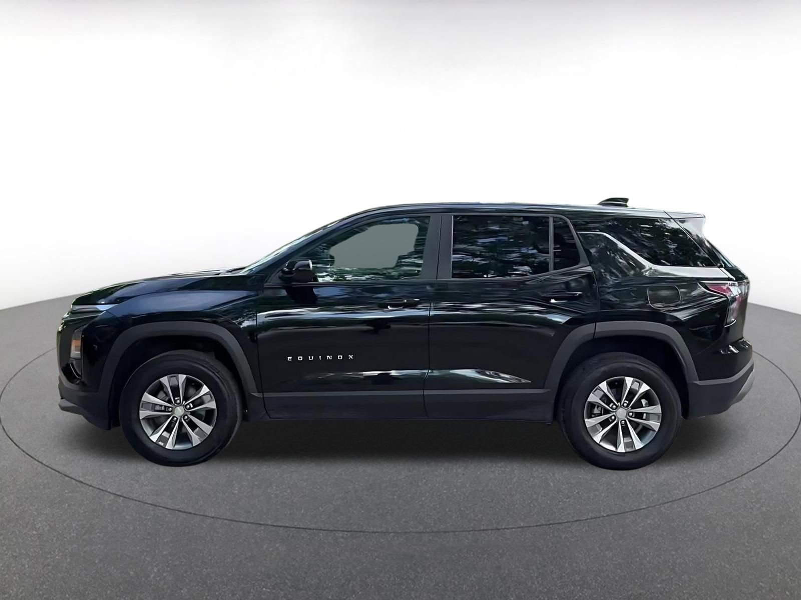 Thumbnail: 2025 Chevrolet Equinox - 10