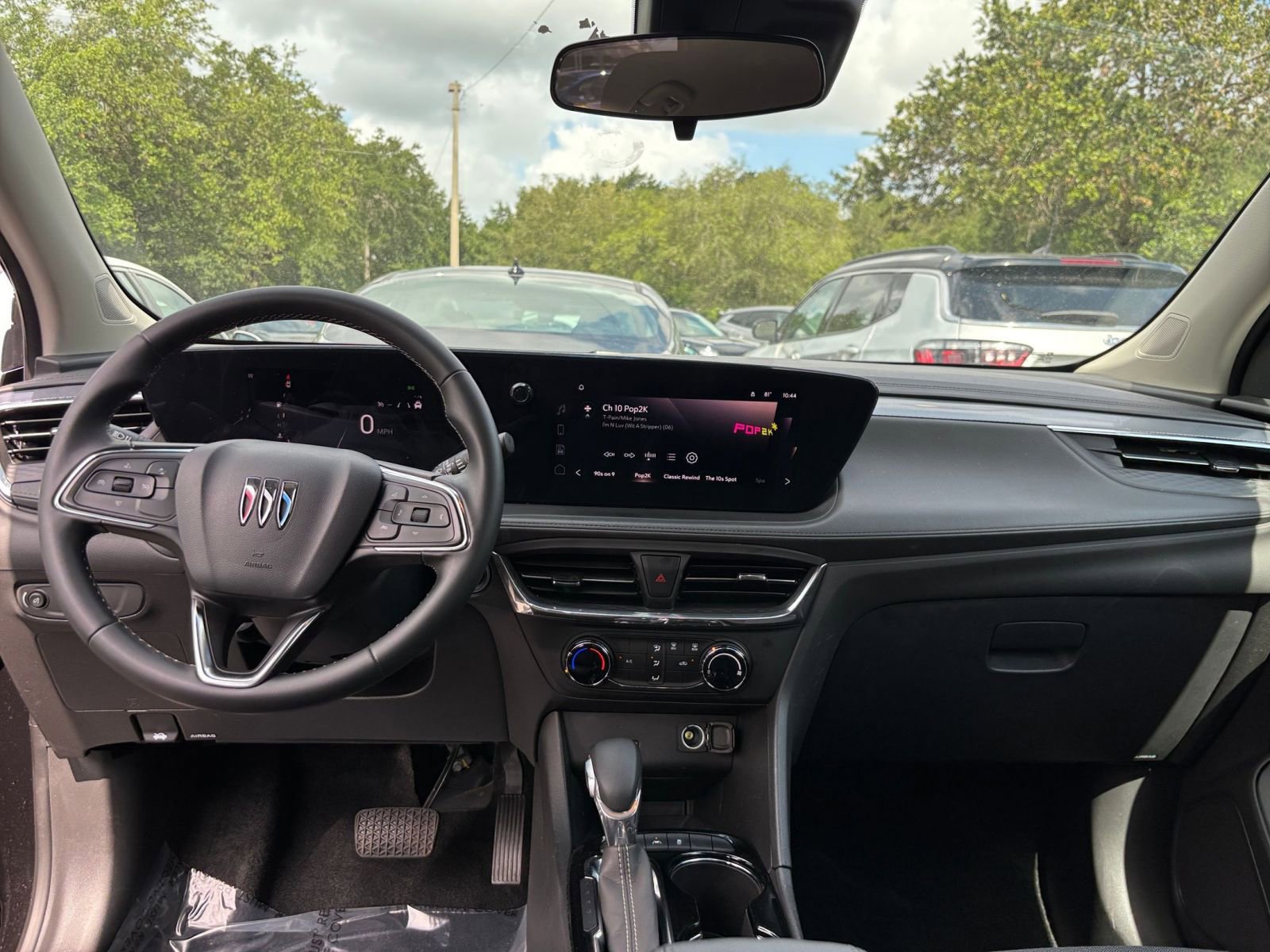 Thumbnail: 2025 Buick Encore GX - 32