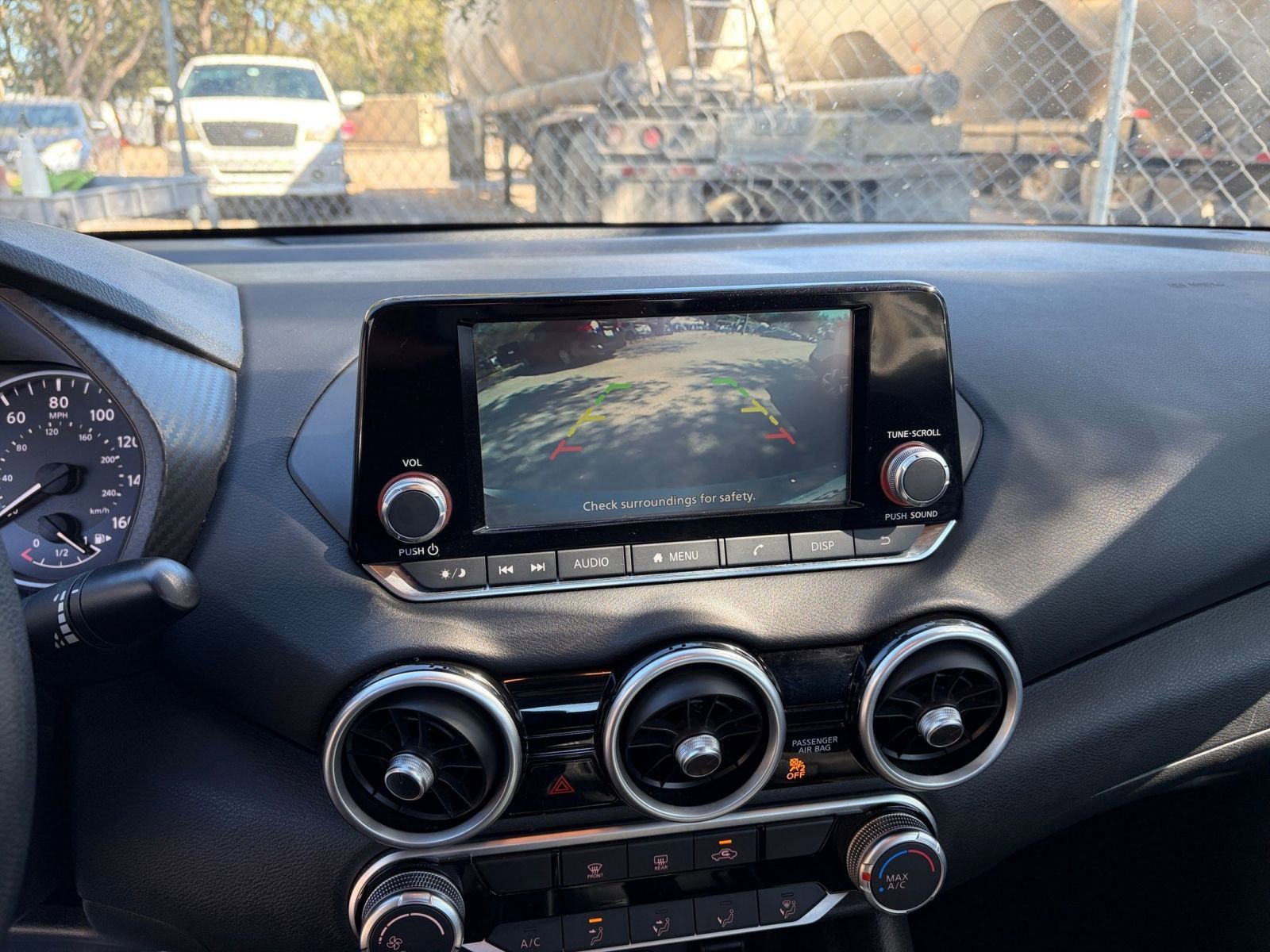 Thumbnail: 2025 Nissan Sentra - 17