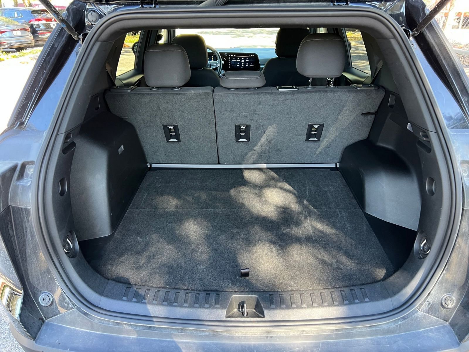 Thumbnail: 2025 Chevrolet Equinox - 24