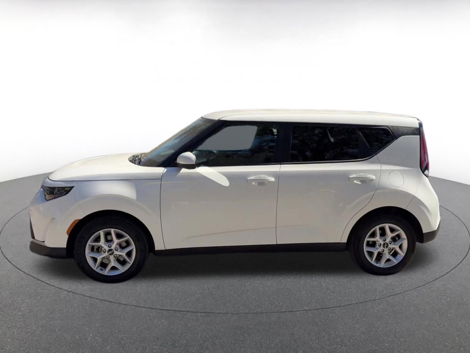 Thumbnail: 2025 Kia Soul - 9
