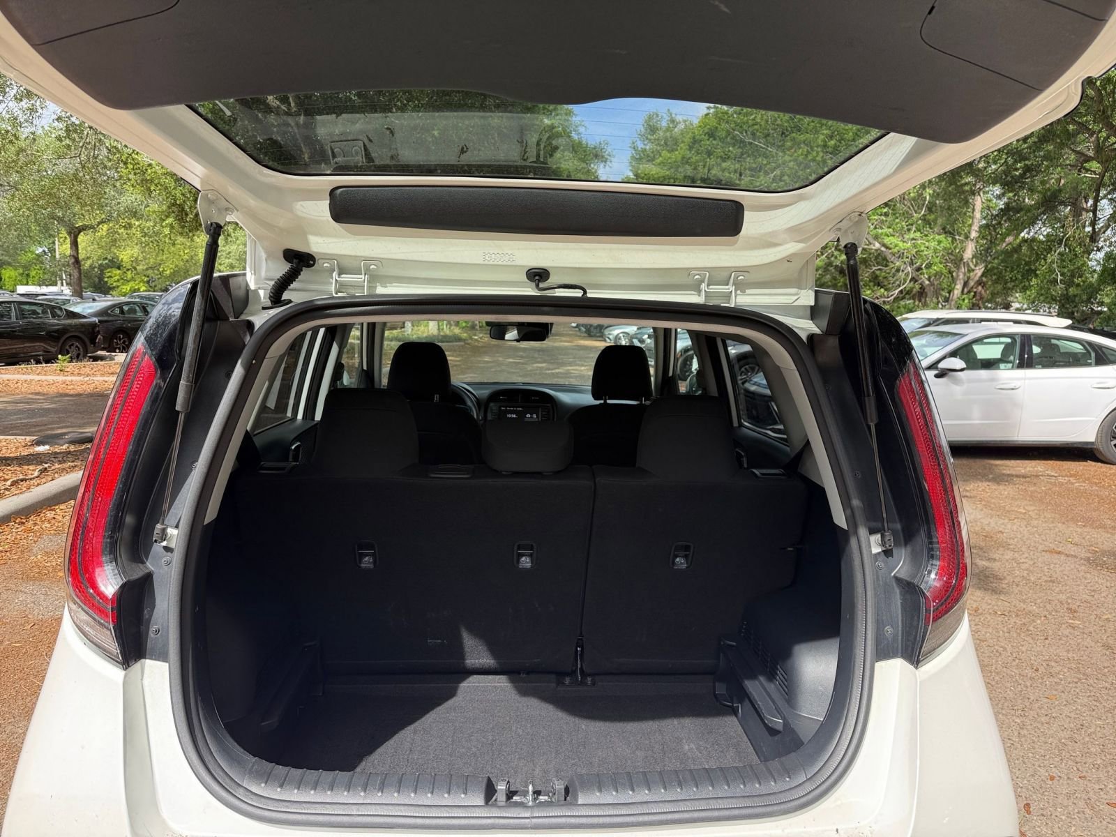 Thumbnail: 2025 Kia Soul - 28