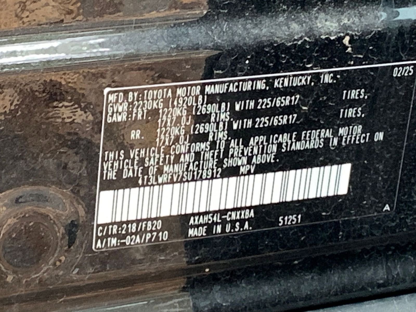 Thumbnail: 2025 Toyota RAV4 - 10