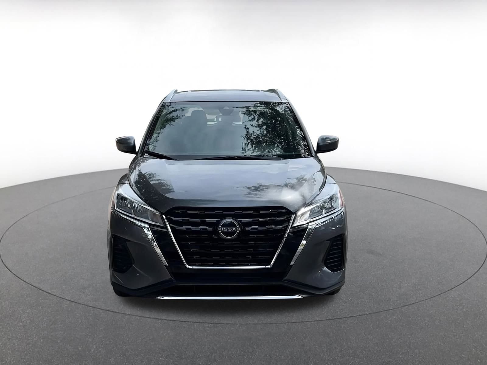 Thumbnail: 2024 Nissan Kicks - 4