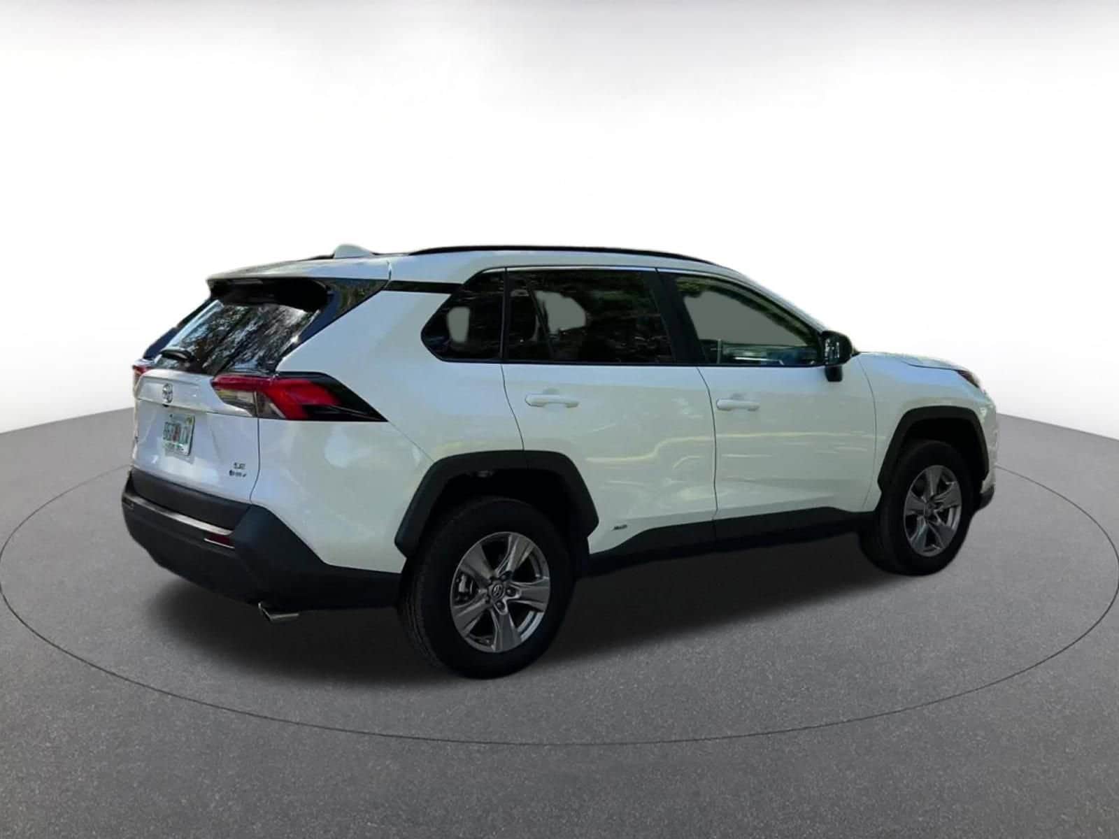 Thumbnail: 2025 Toyota RAV4 - 15