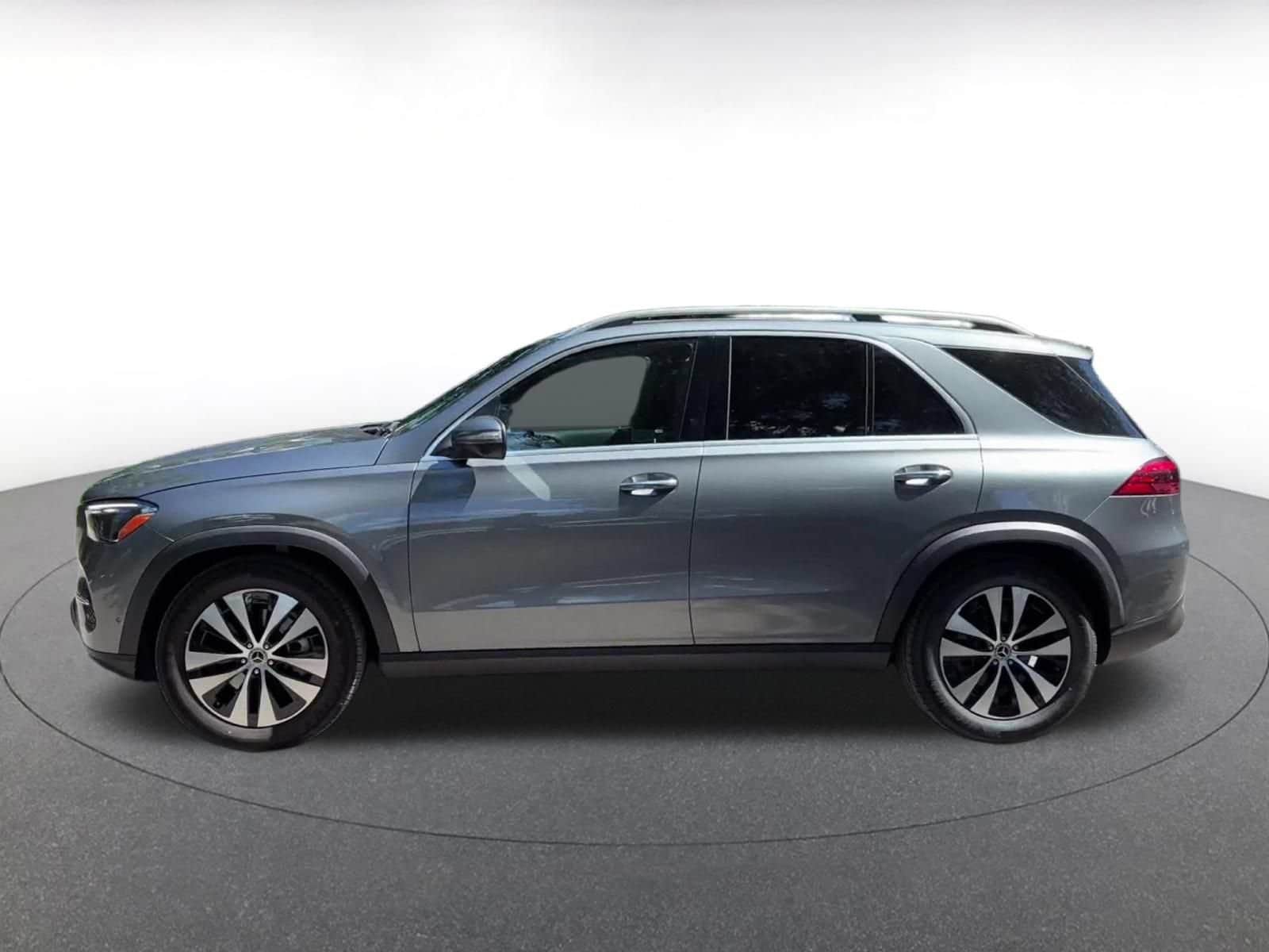 Thumbnail: 2026 Mercedes-Benz GLE - 9