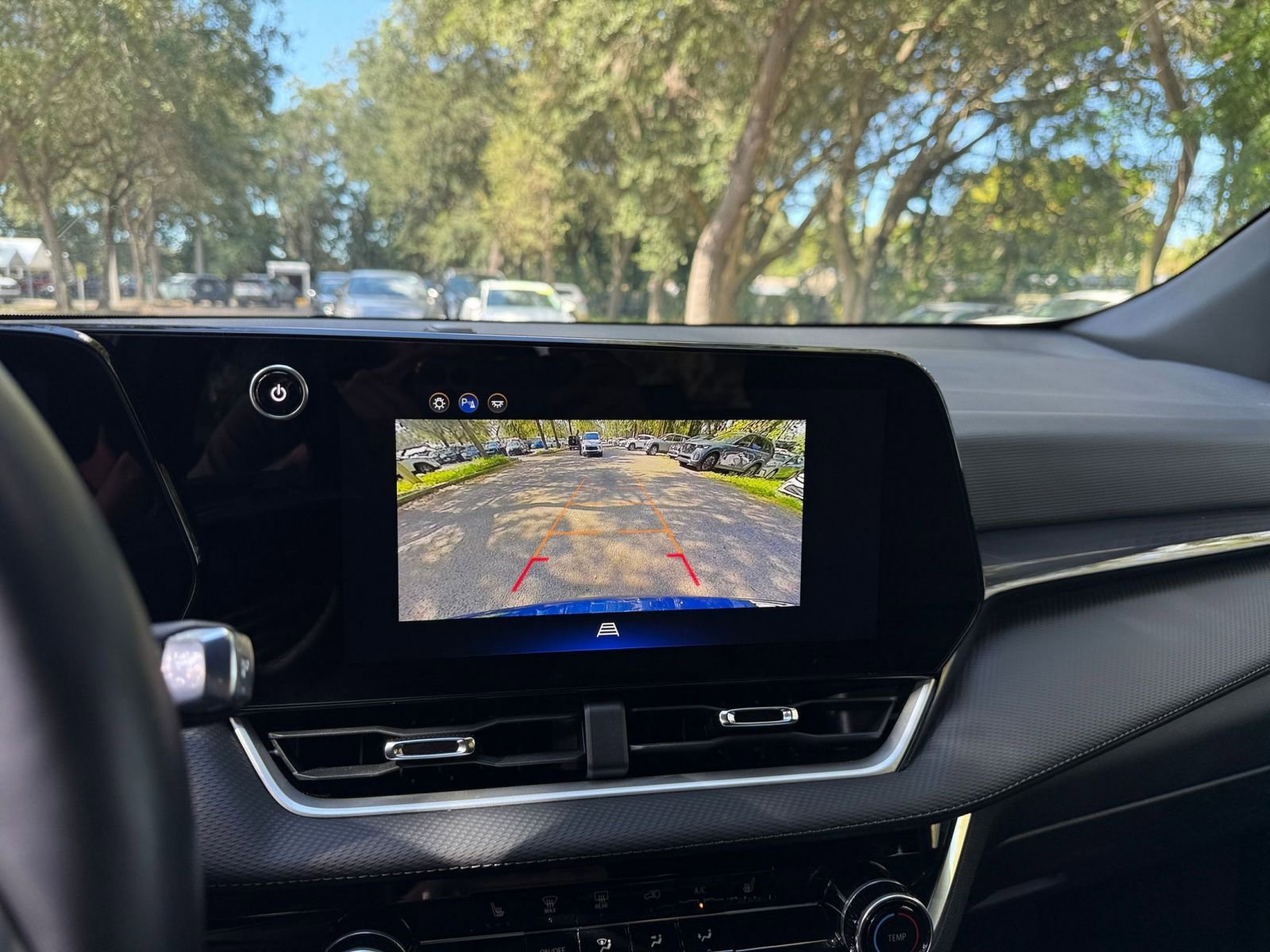 Thumbnail: 2025 Chevrolet Equinox - 17