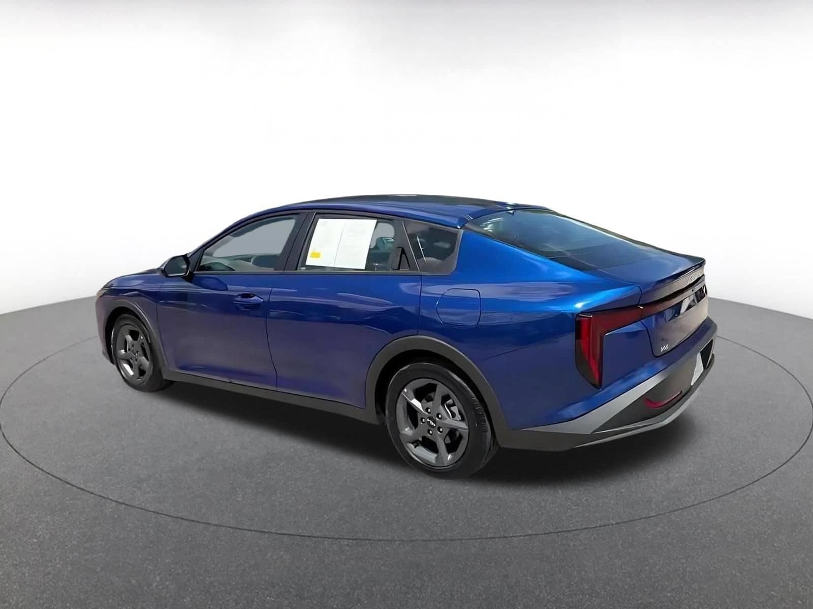 Thumbnail: 2025 Kia K4 - 10