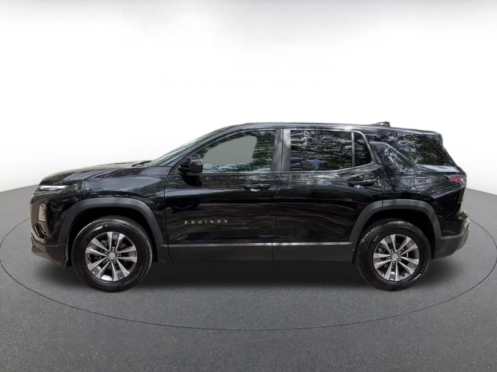 Thumbnail: 2025 Chevrolet Equinox - 9