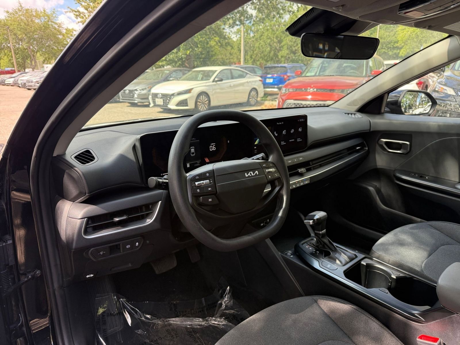 Thumbnail: 2025 Kia K4 - 32