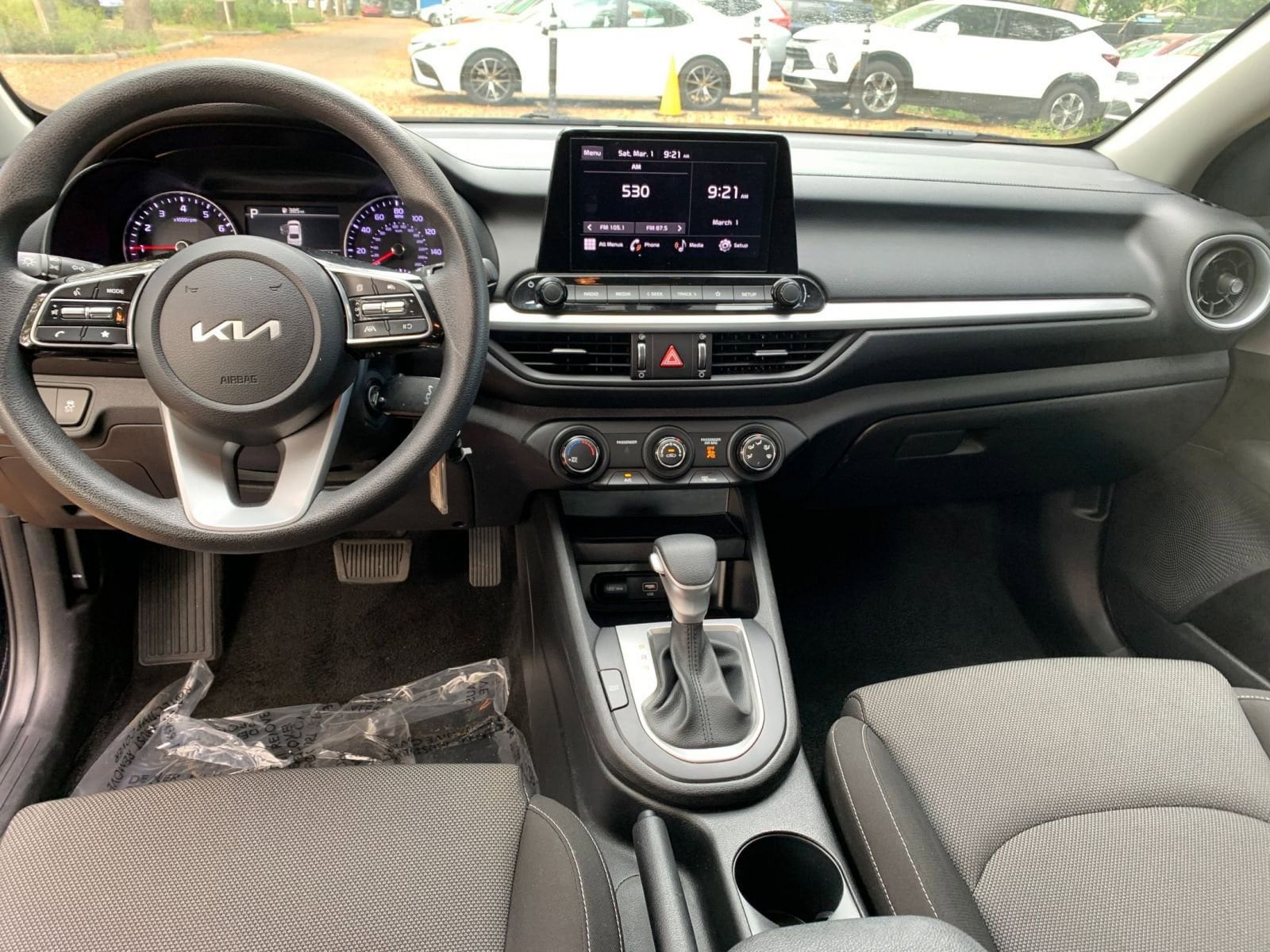 Thumbnail: 2024 Kia Forte - 27