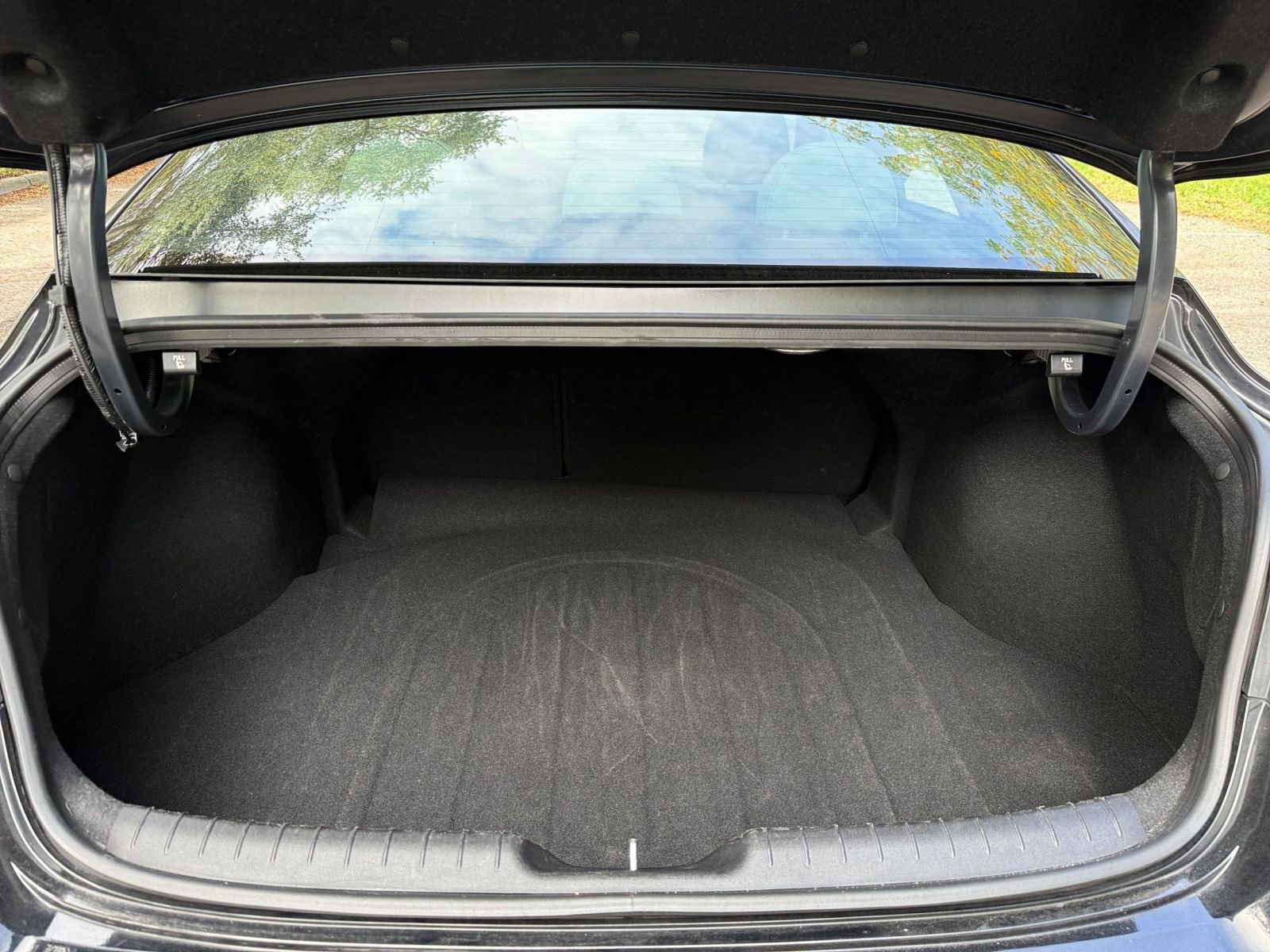 Thumbnail: 2025 Hyundai Elantra - 24