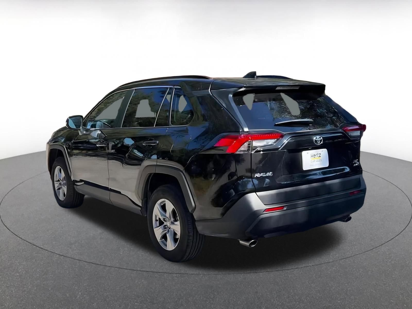 Thumbnail: 2025 Toyota RAV4 - 11