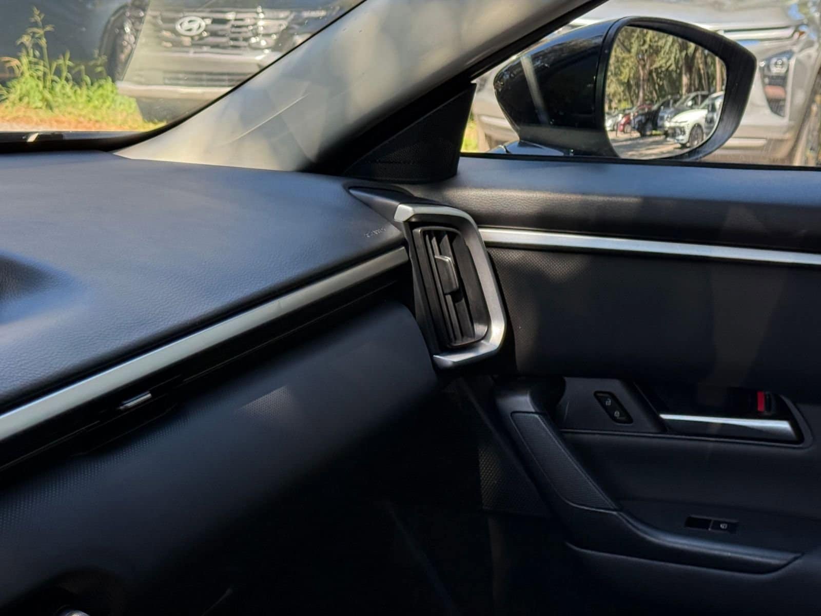 Thumbnail: 2025 Mazda CX-50 - 29