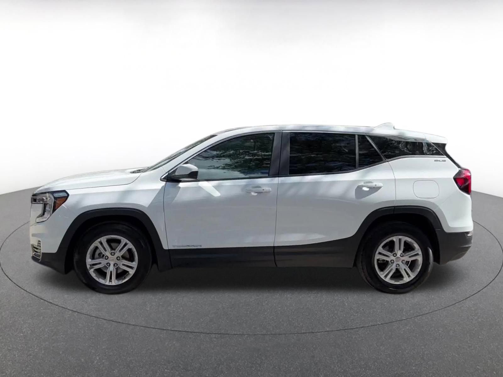 Thumbnail: 2024 GMC Terrain - 9