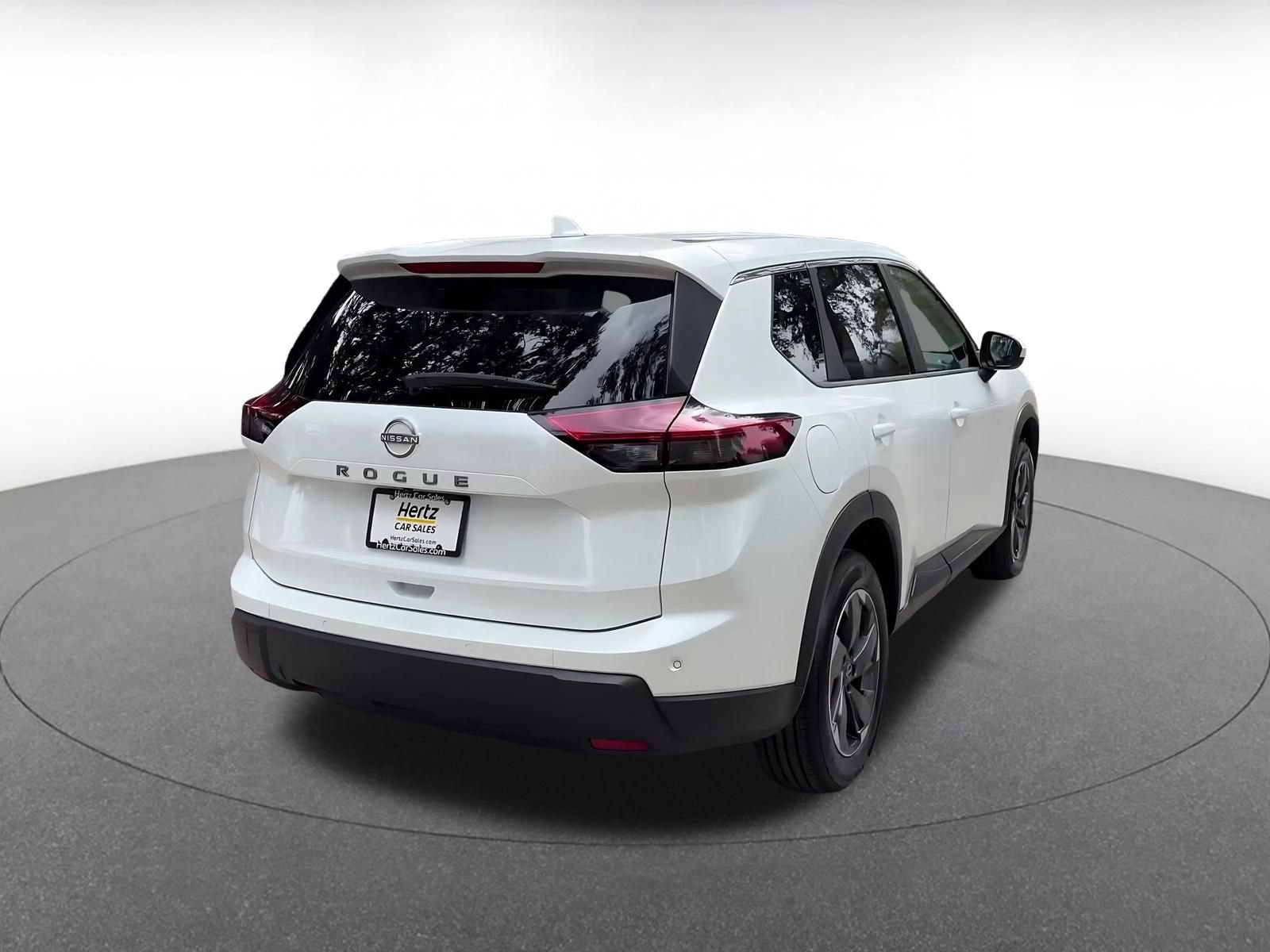 Thumbnail: 2025 Nissan Rogue - 14
