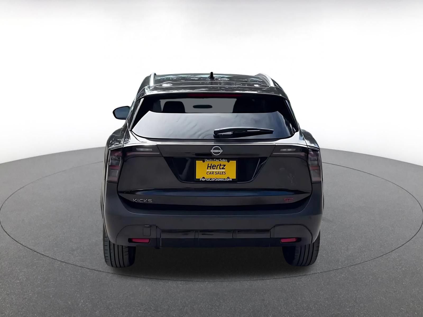 Thumbnail: 2026 Nissan Kicks - 12