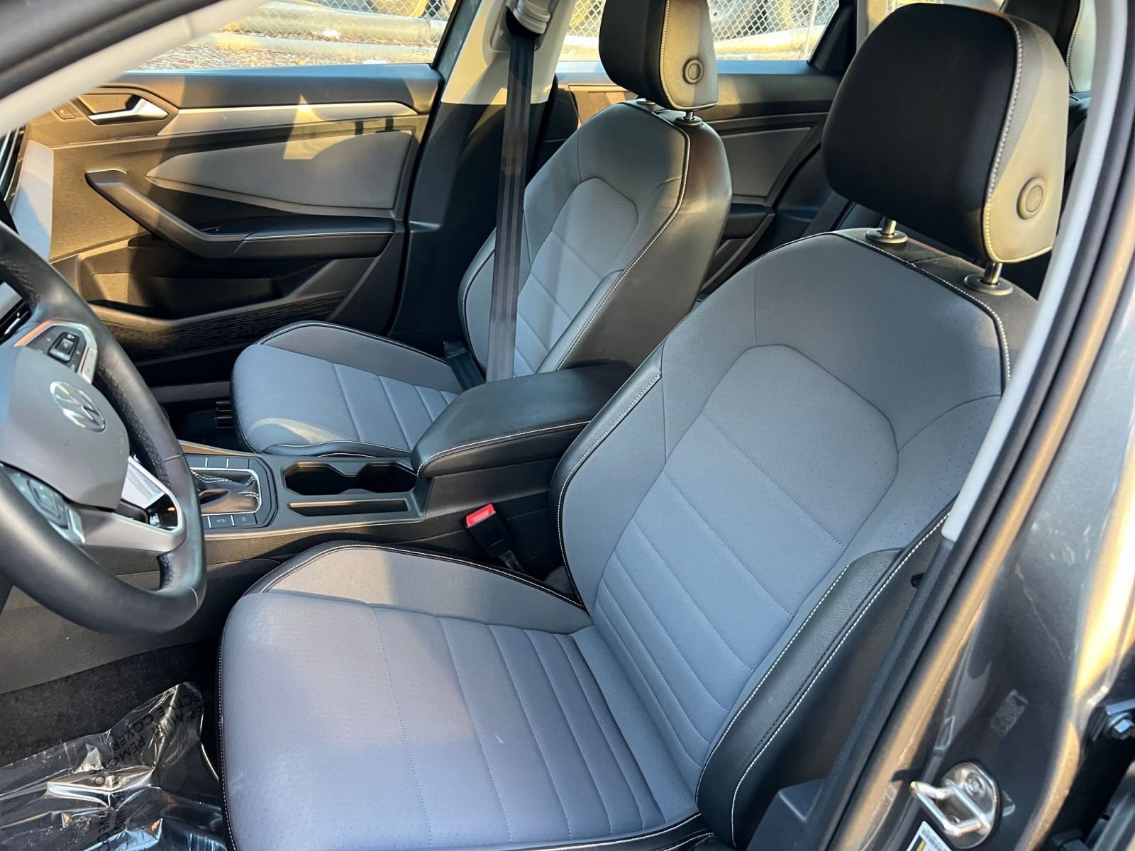 Thumbnail: 2025 Volkswagen Jetta - 30