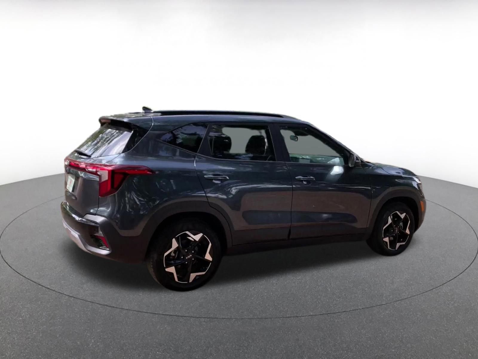 Thumbnail: 2025 Kia Seltos - 15