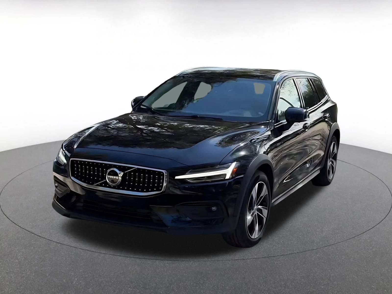 Thumbnail: 2025 Volvo S60 - 7