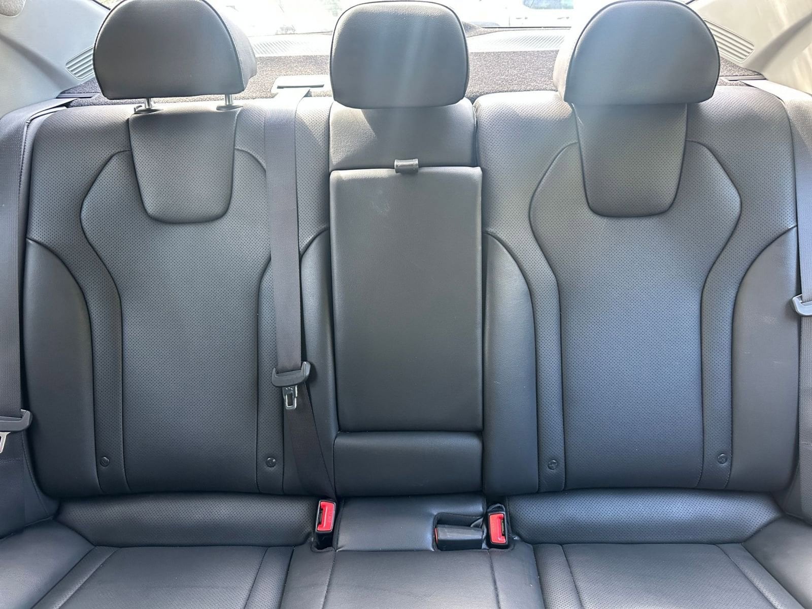 Thumbnail: 2025 Hyundai Elantra - 32