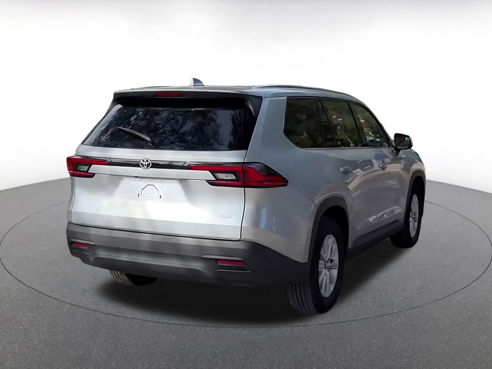 Thumbnail: 2025 Toyota Grand Highlander - 14