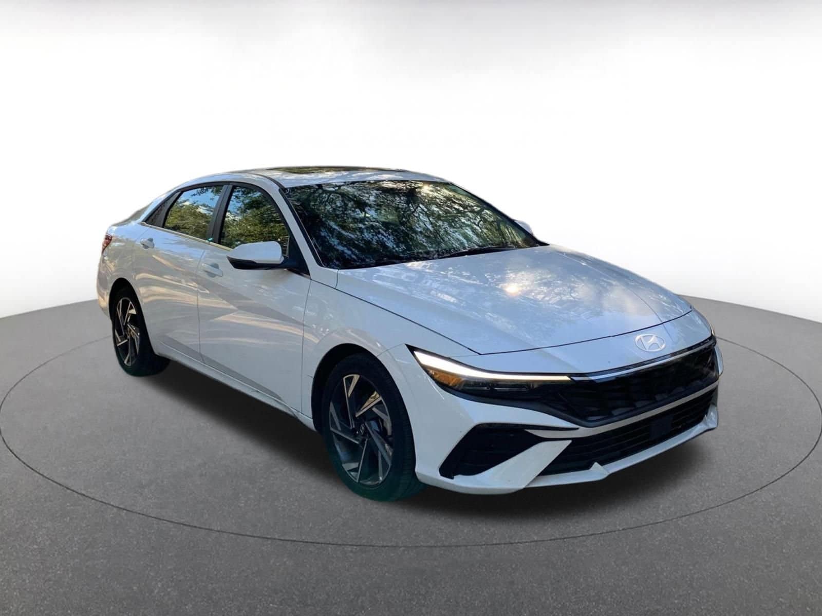 Thumbnail: 2025 Toyota Camry - 1