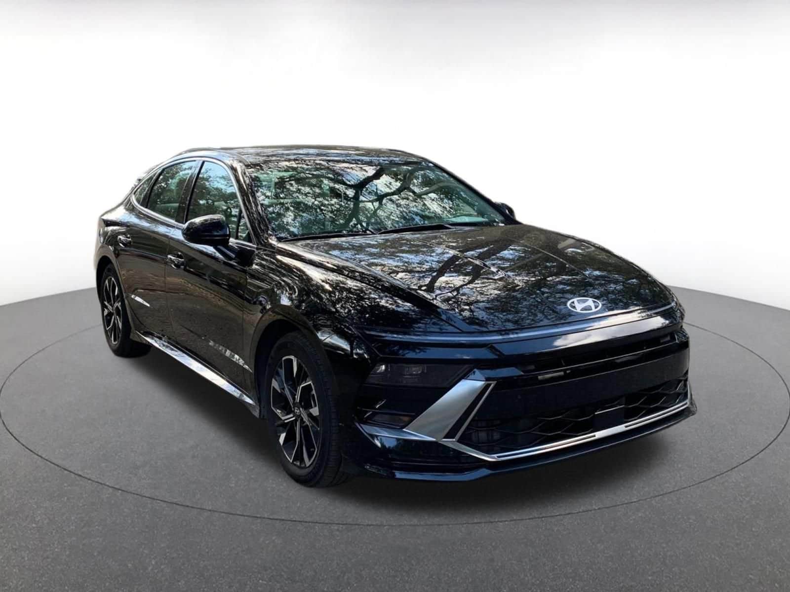 Thumbnail: 2025 Hyundai Sonata - 1