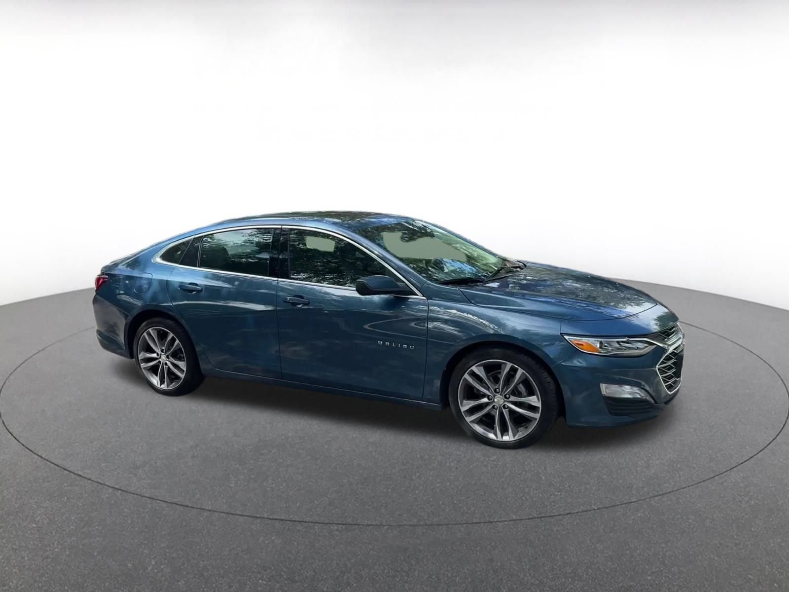 Thumbnail: 2024 Chevrolet Malibu - 2