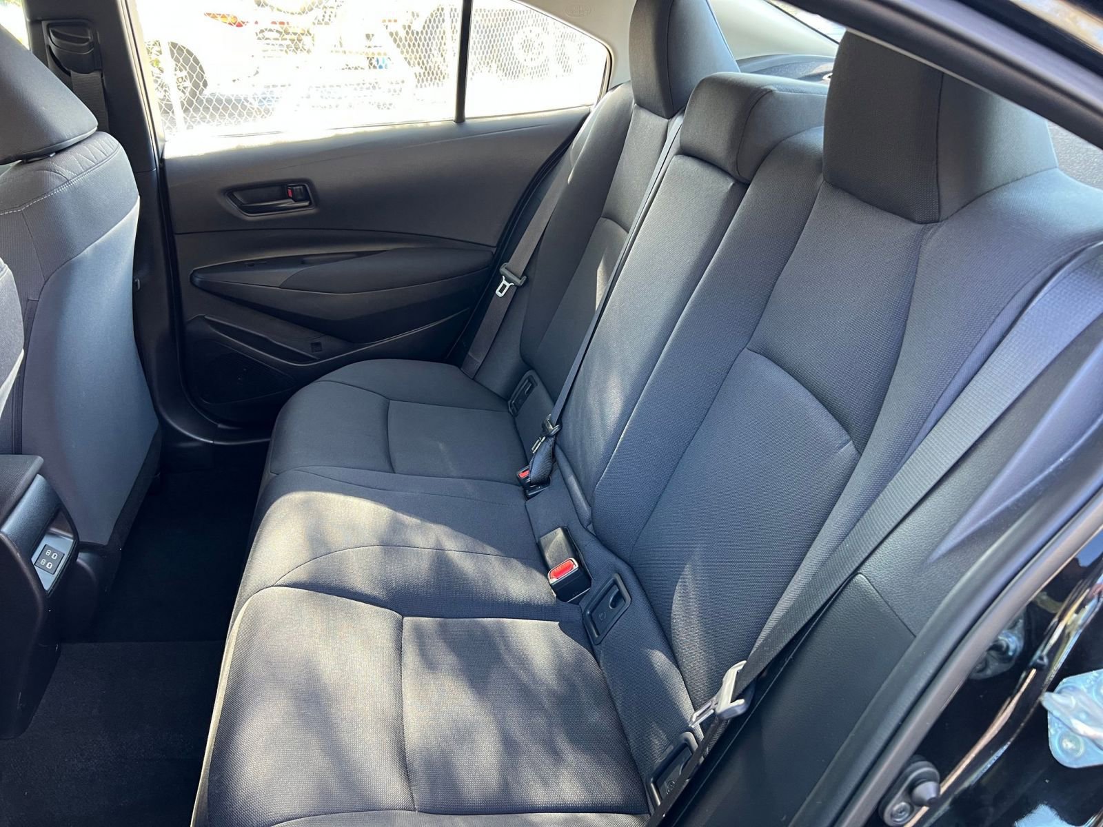 Thumbnail: 2025 Toyota Corolla - 32