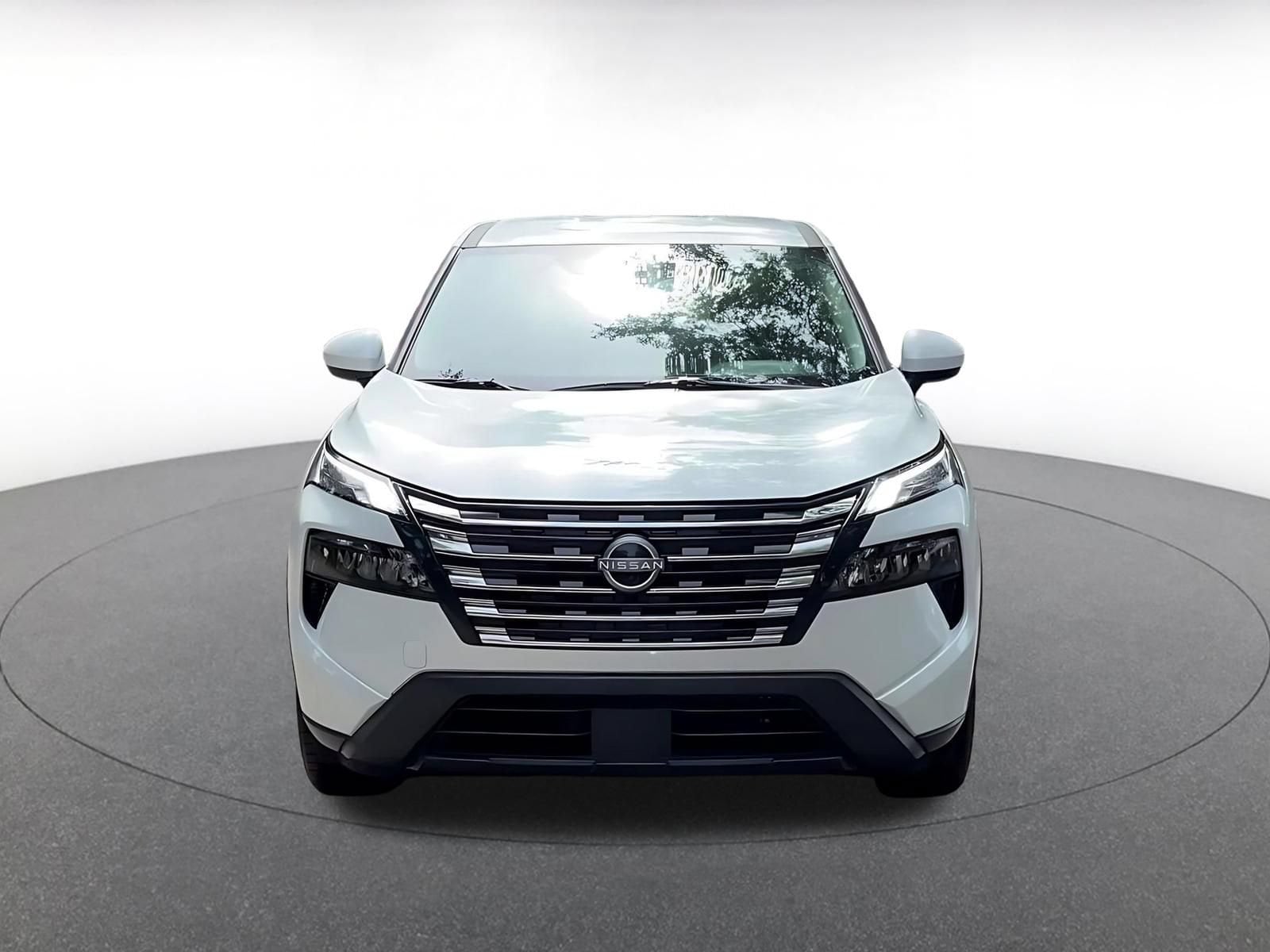 Thumbnail: 2025 Nissan Rogue - 4